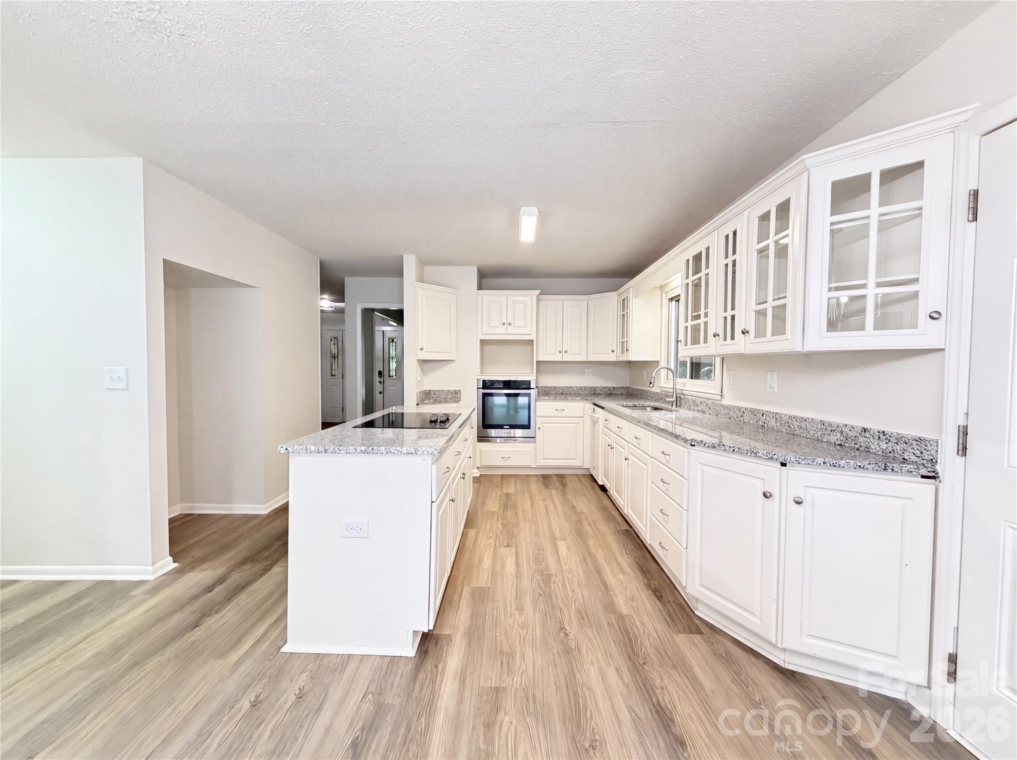 7210 Apple Creek Drive Property Photo 2