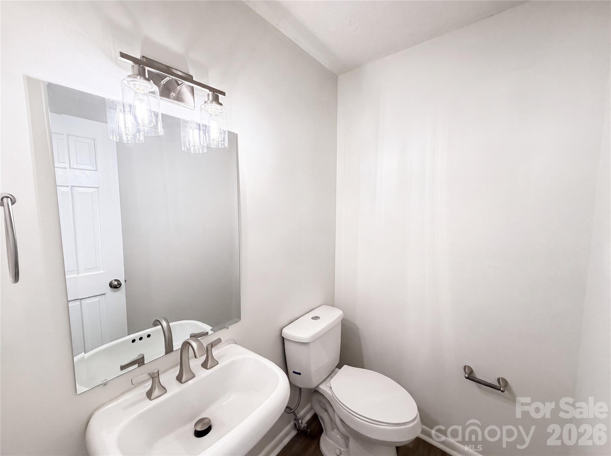 7210 Apple Creek Drive Property Photo 15