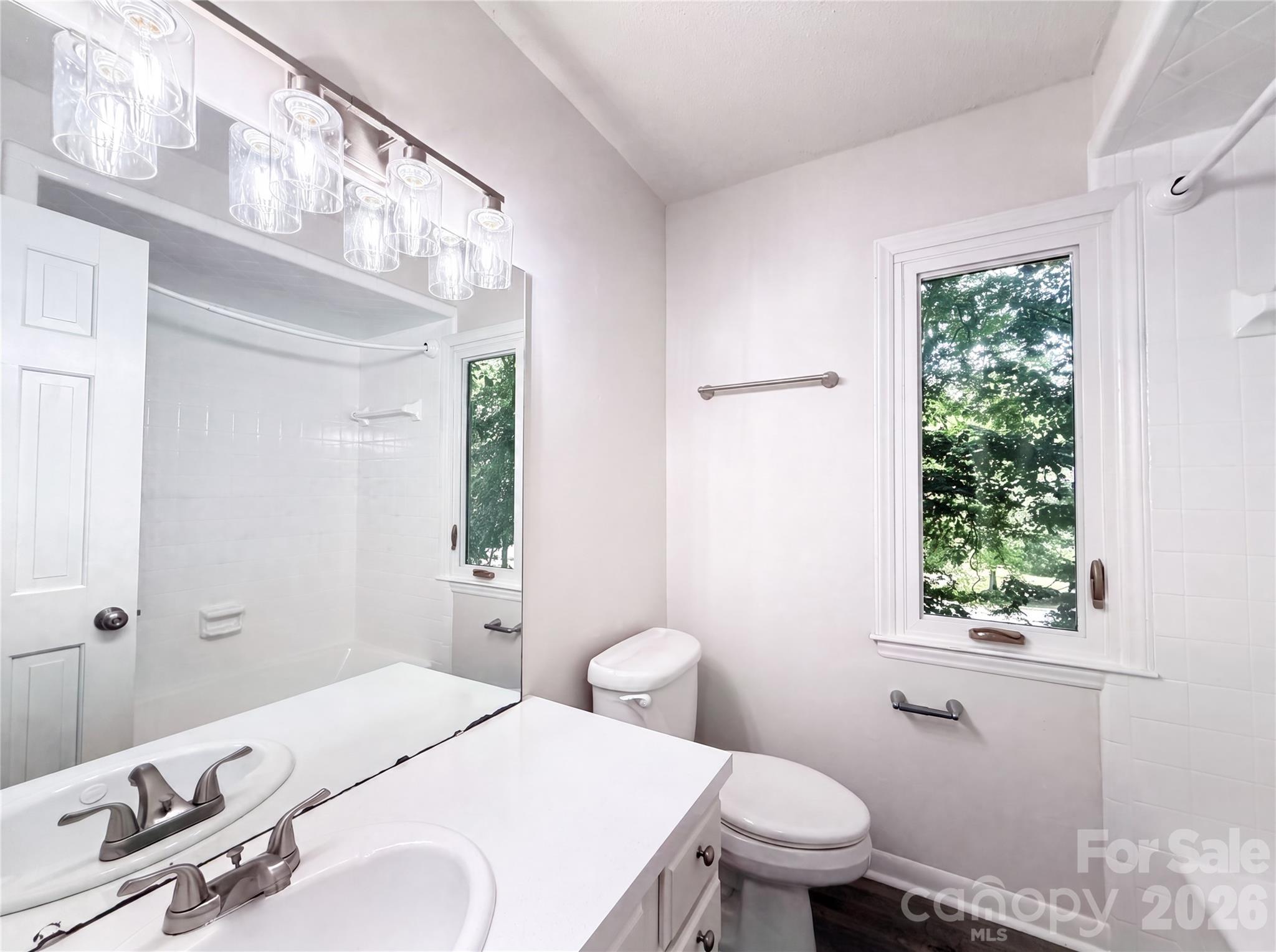 7210 Apple Creek Drive Property Photo 16