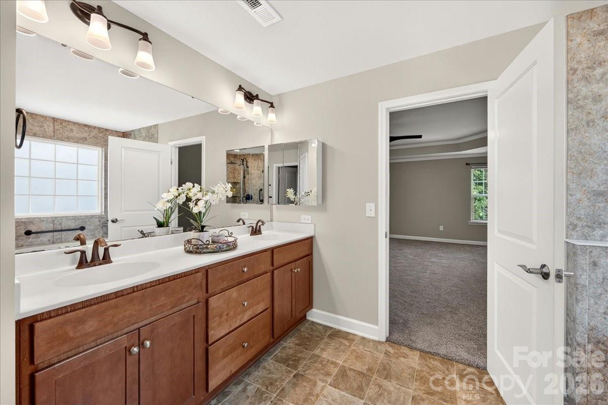 108 Timberfalls Court Property Photo 28