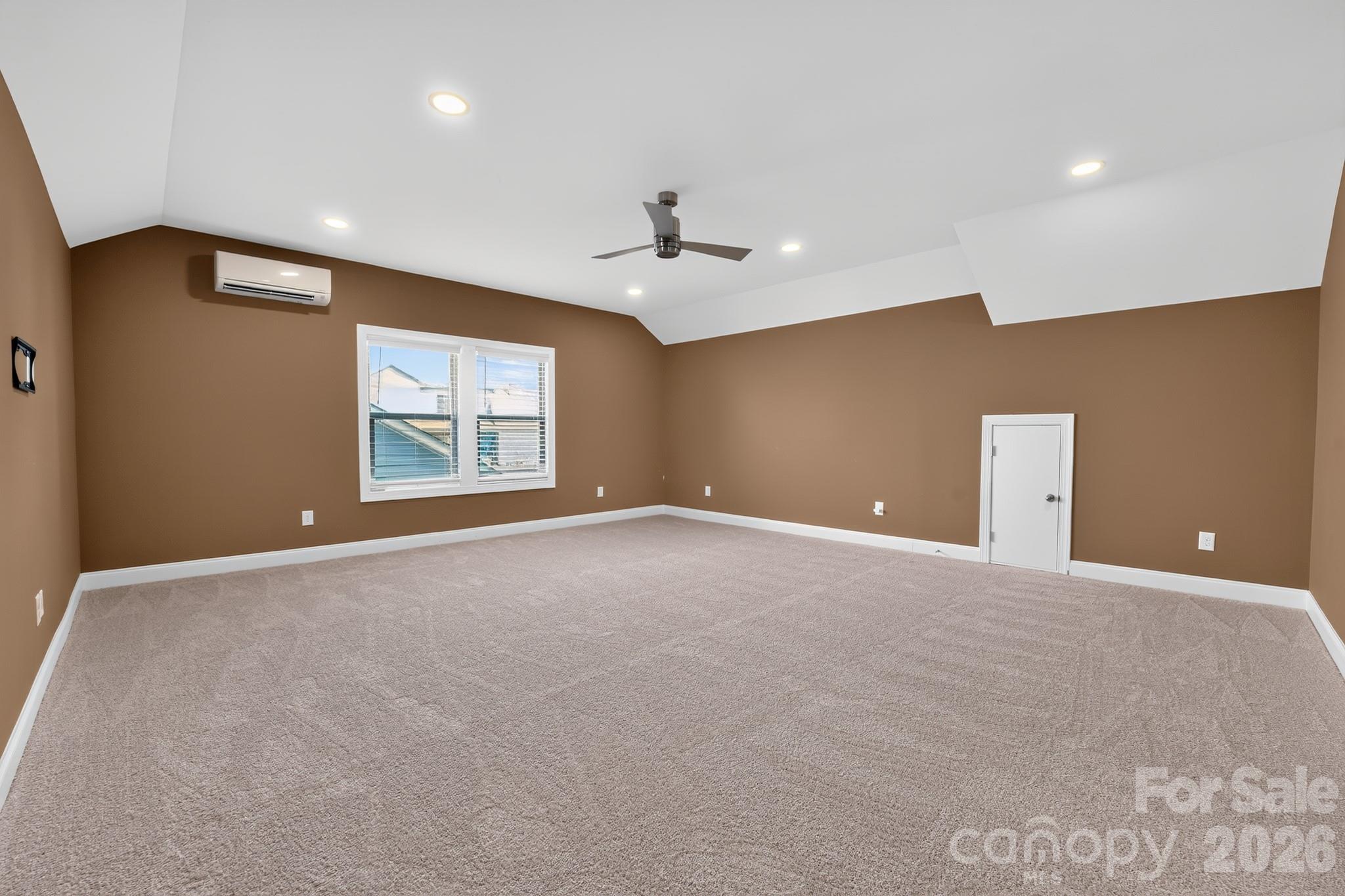 15319 Venezia Lane Property Photo 10