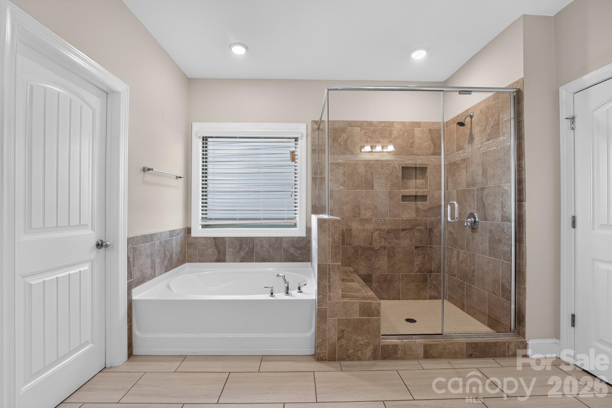 15319 Venezia Lane Property Photo 18