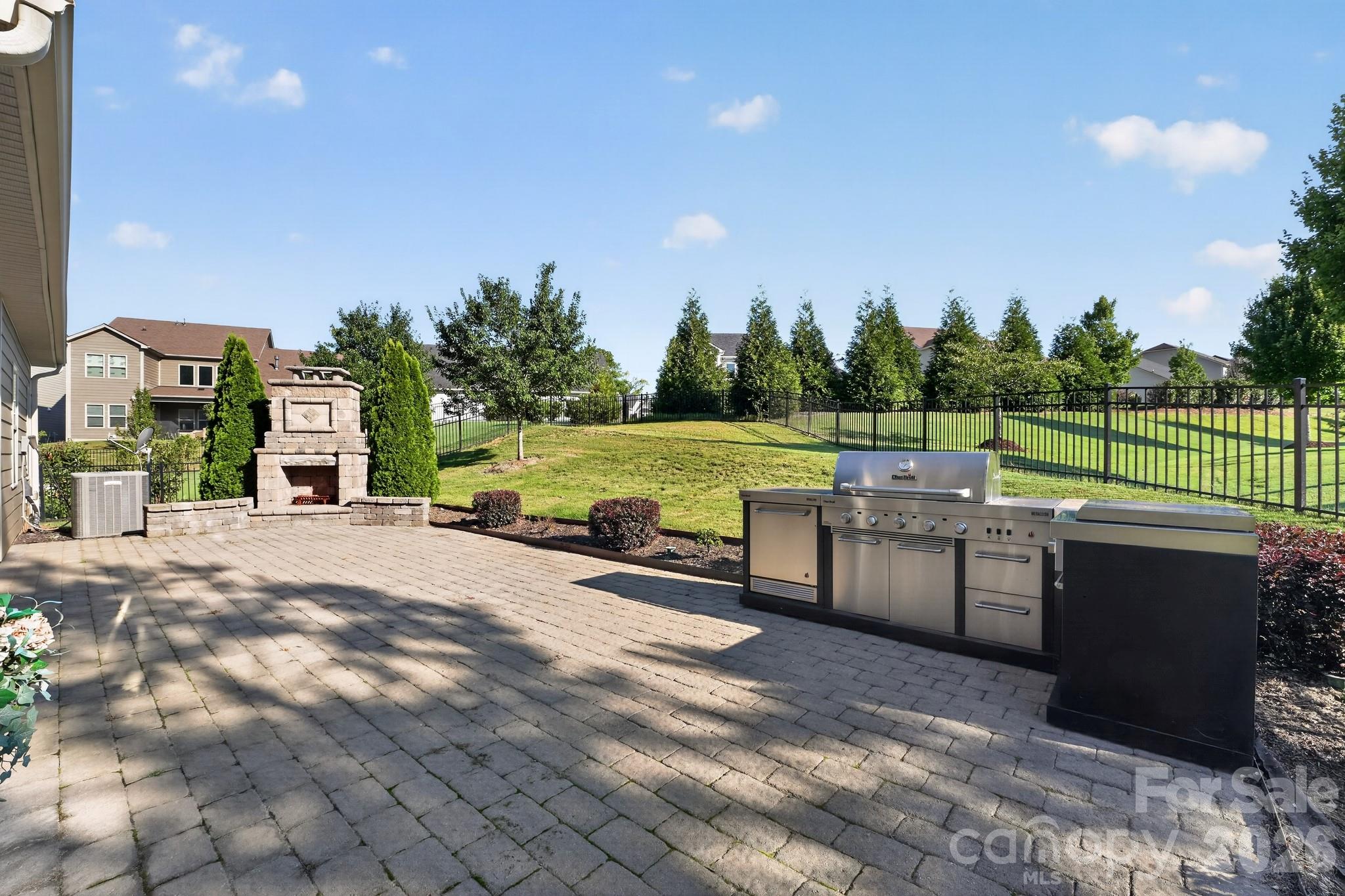 15319 Venezia Lane Property Photo 21