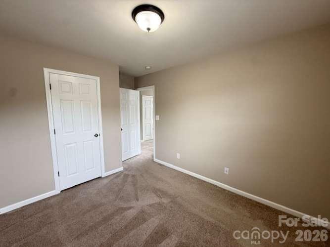 17756 Trolley Crossing Way Property Photo 16