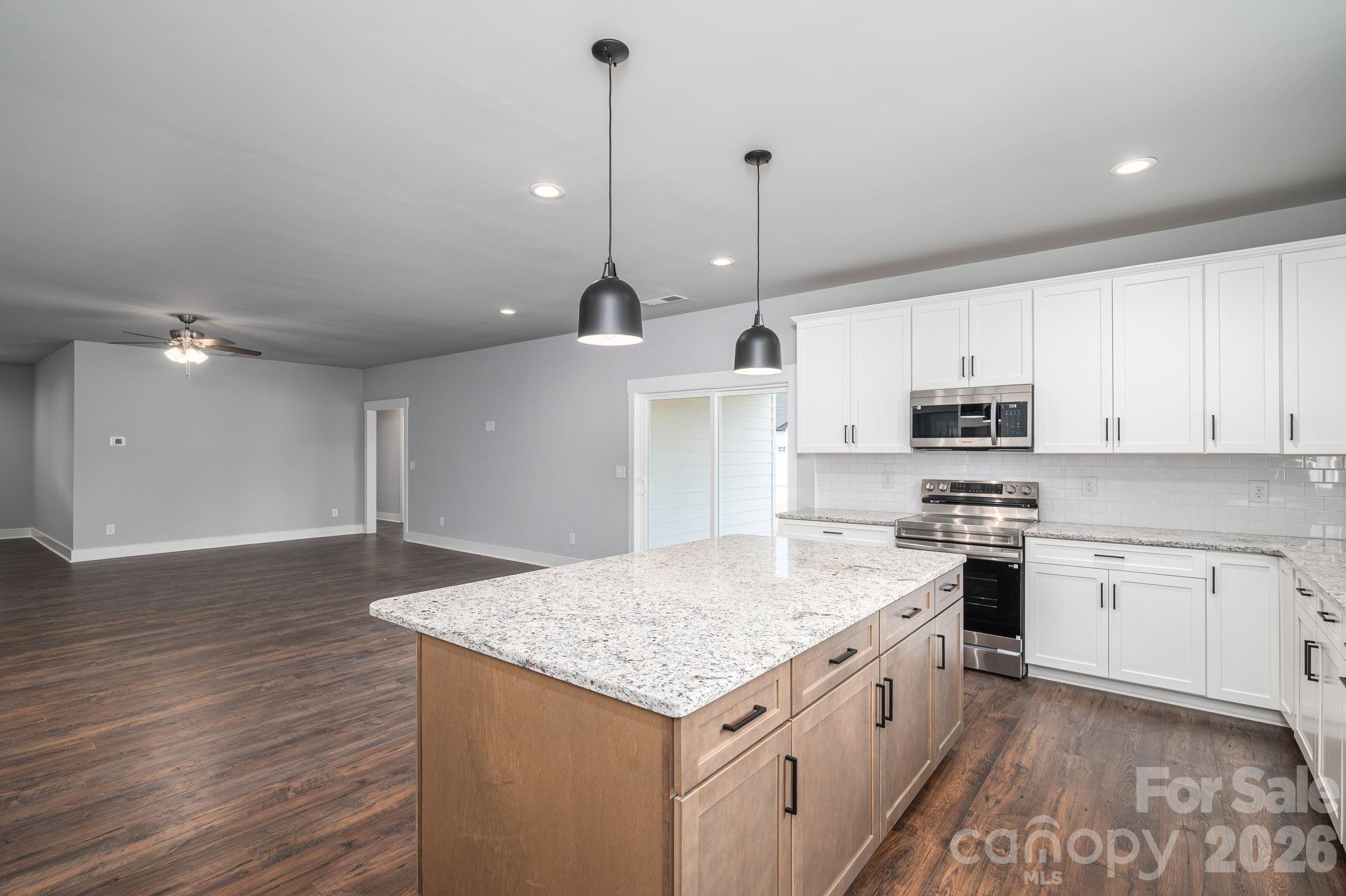 1355 Zeb Haynes Road Property Photo 8