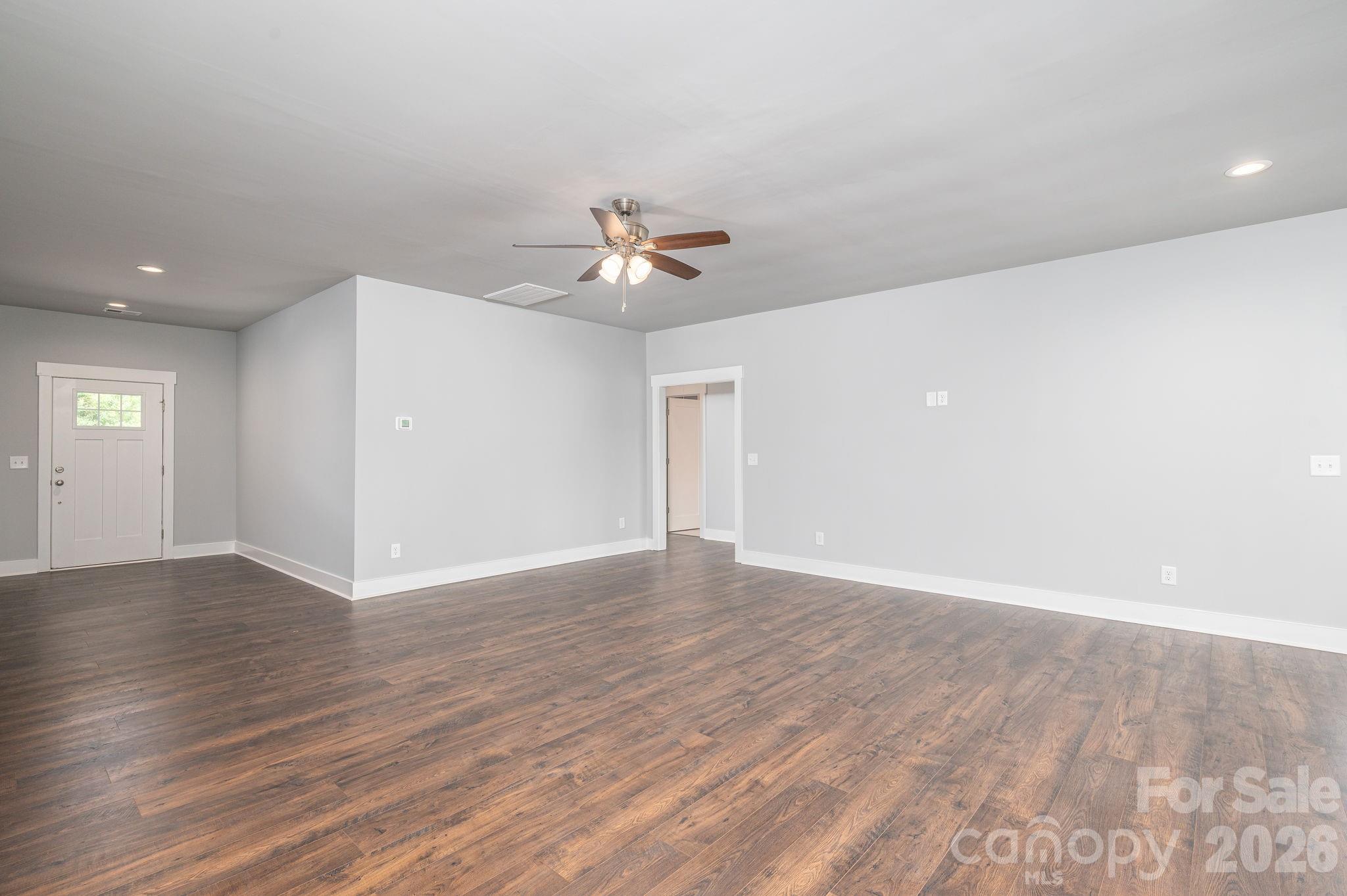 1355 Zeb Haynes Road Property Photo 32