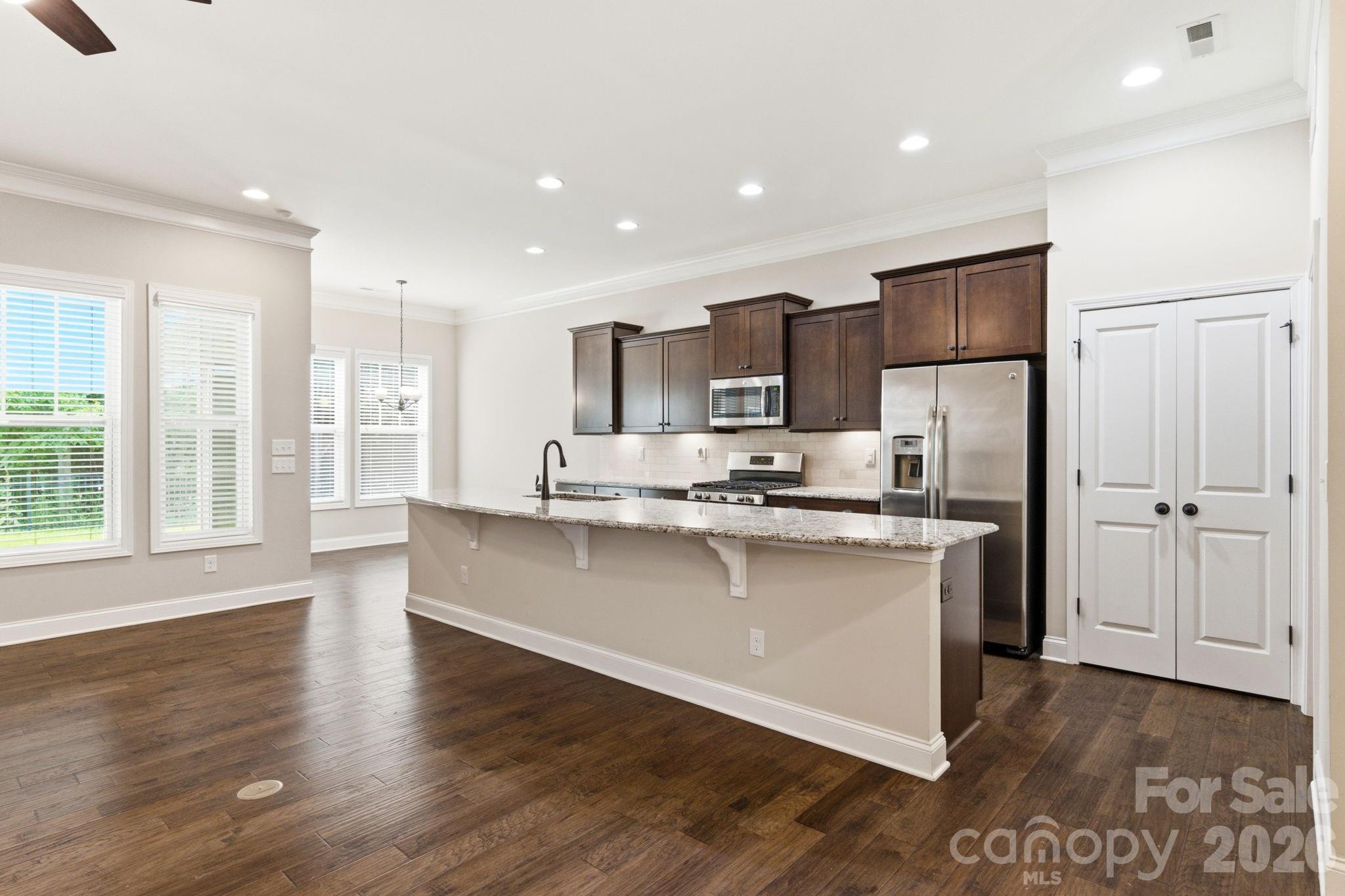 229 Hunters Hill Drive Property Photo 24