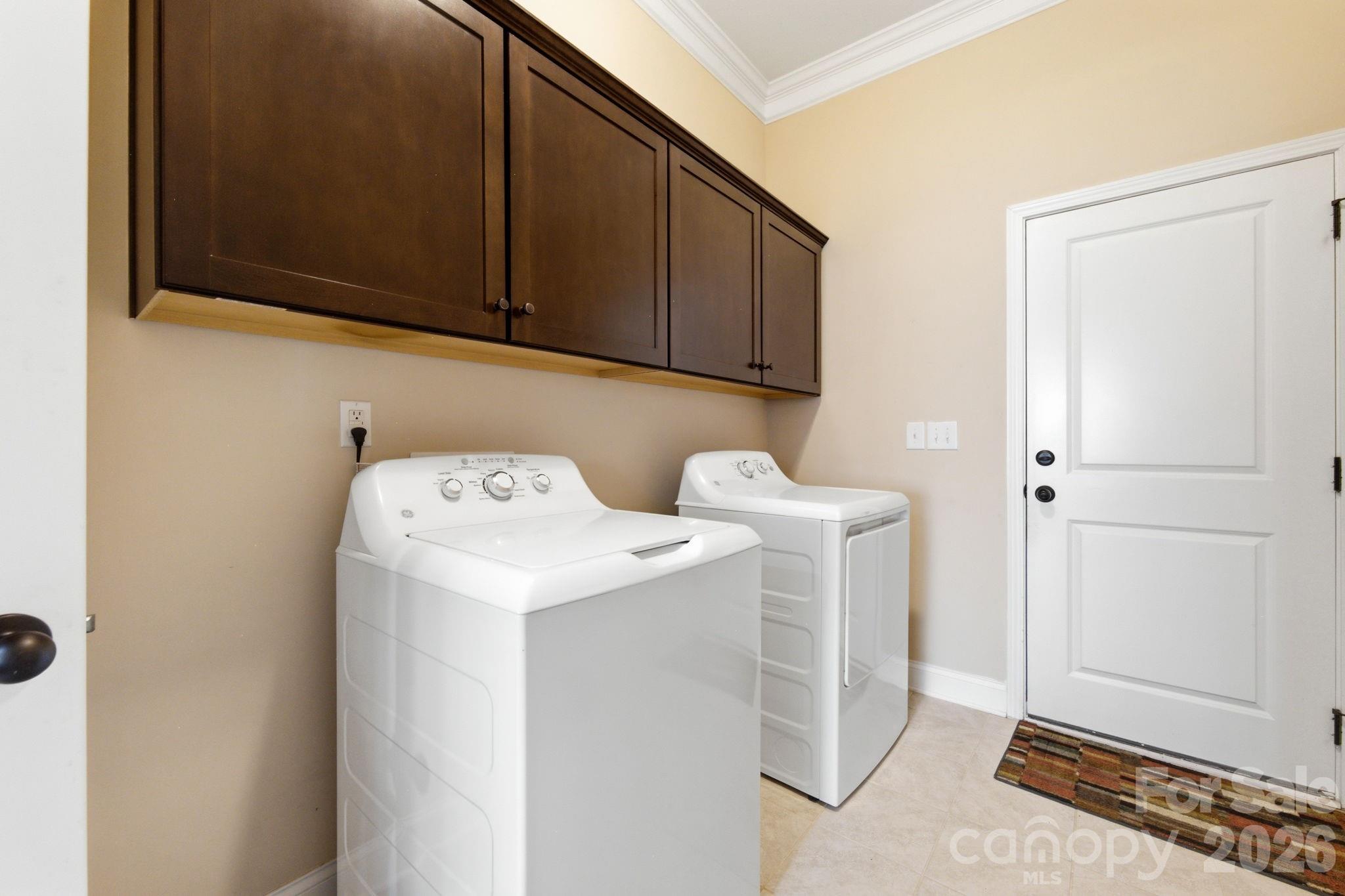 229 Hunters Hill Drive Property Photo 26
