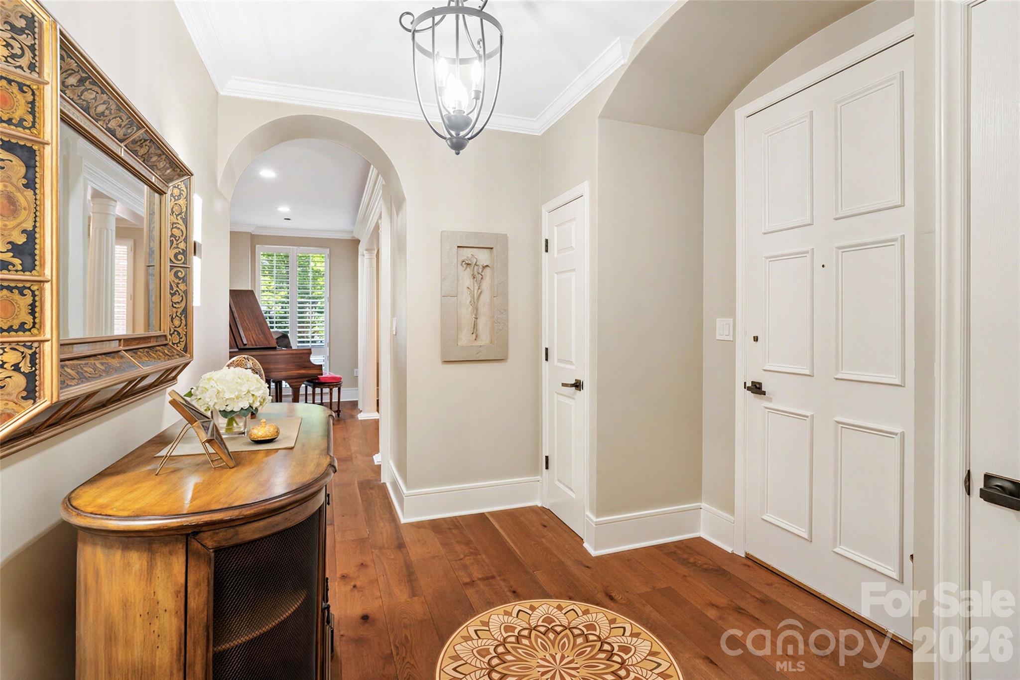 810 Cherokee Road Property Photo 8