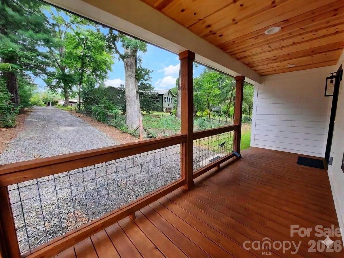 12 Overbrook Place Property Photo 6