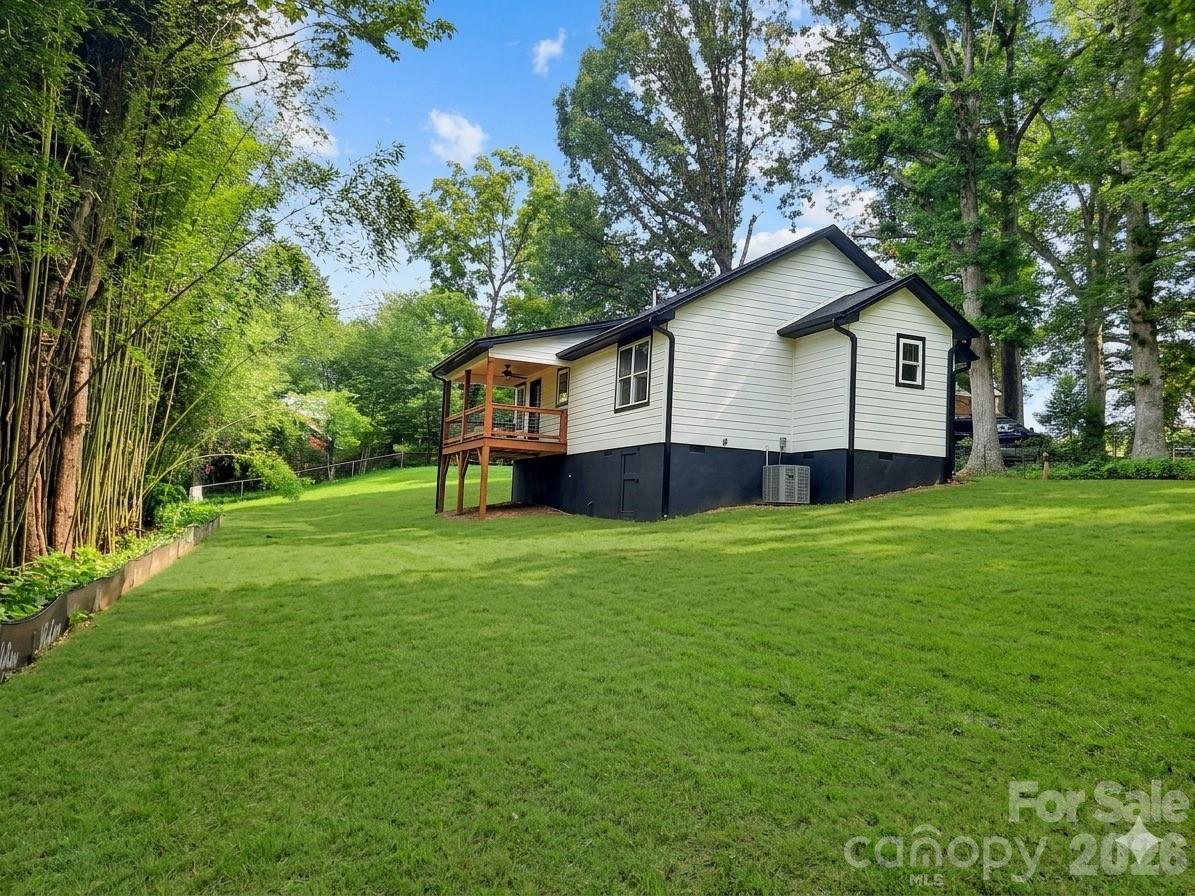 12 Overbrook Place Property Photo 19