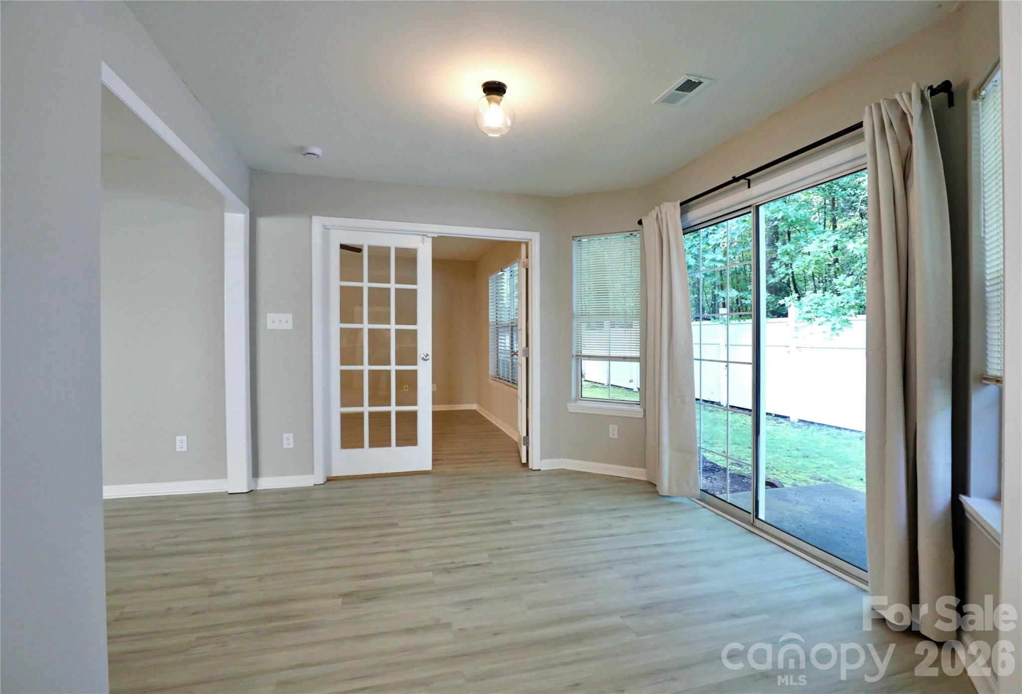 5909 Amity Springs Drive Property Photo 11