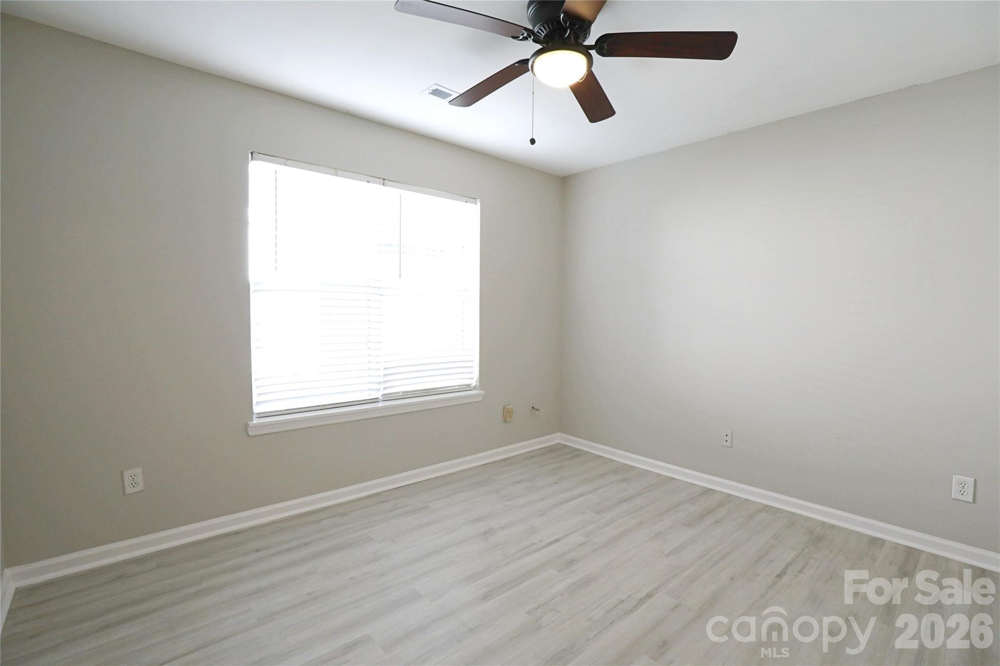 5909 Amity Springs Drive Property Photo 22
