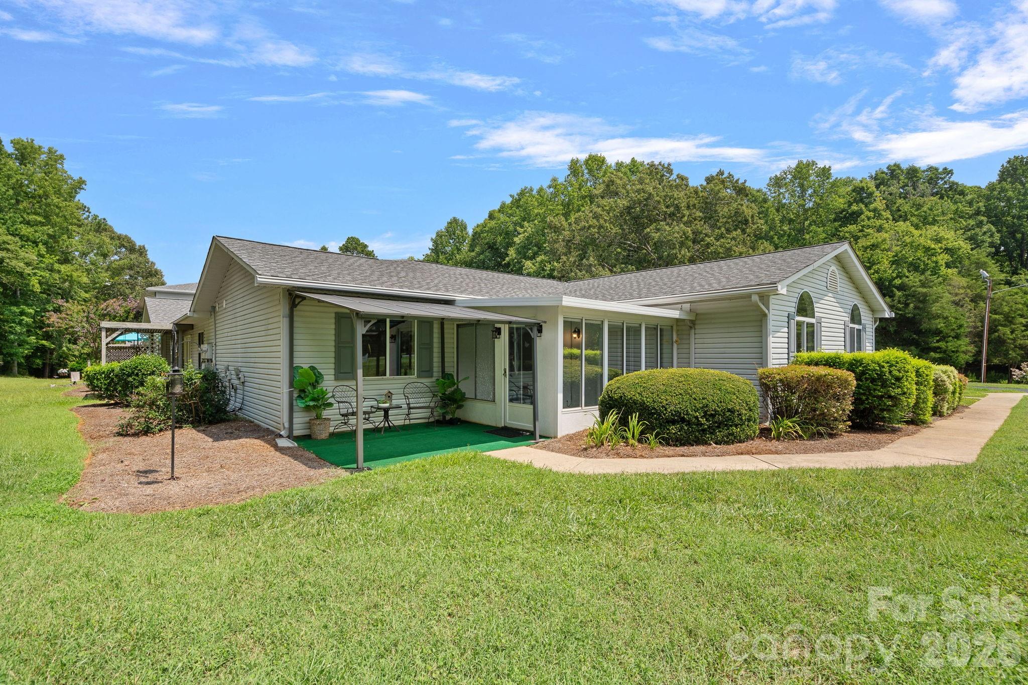 8700 Baraka Place J Property Photo 1