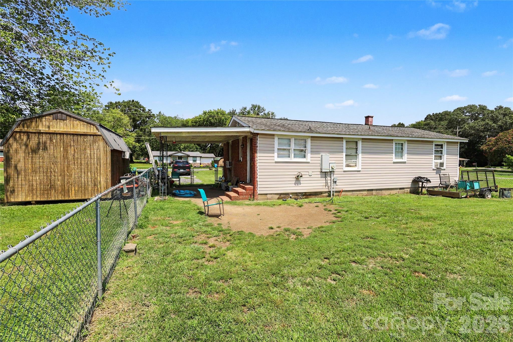 907 Lakeview Drive Property Photo 15