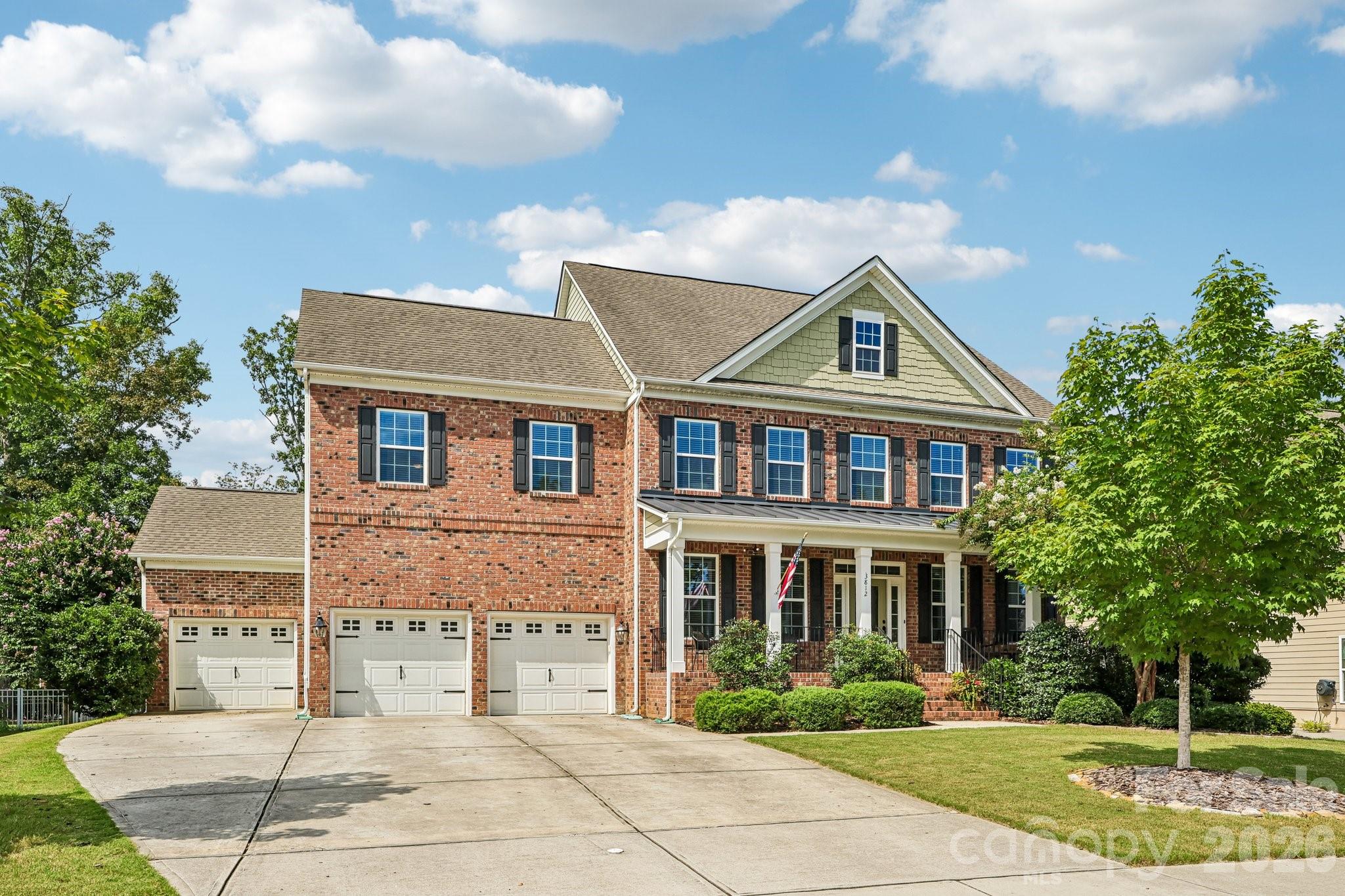 3812 Litchfield Drive Property Photo 1