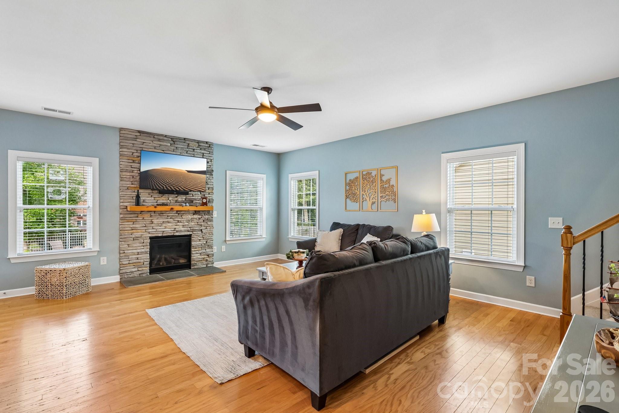 3812 Litchfield Drive Property Photo 6