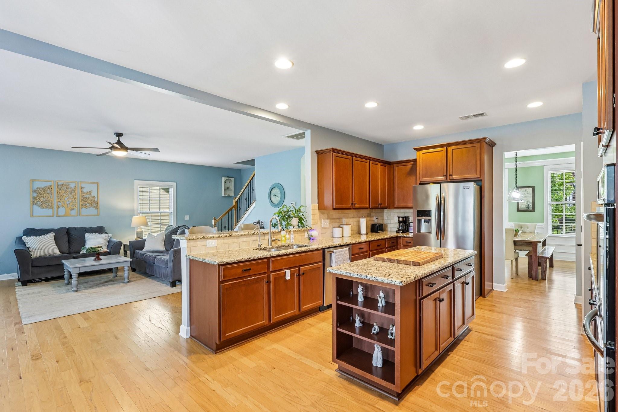 3812 Litchfield Drive Property Photo 15