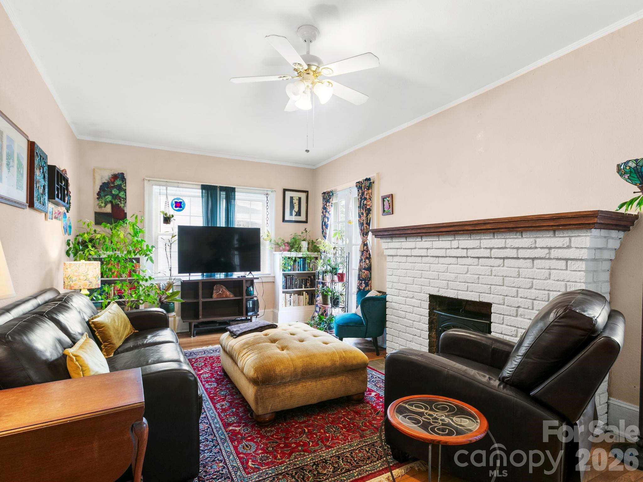 27 Warwick Road Property Photo 3