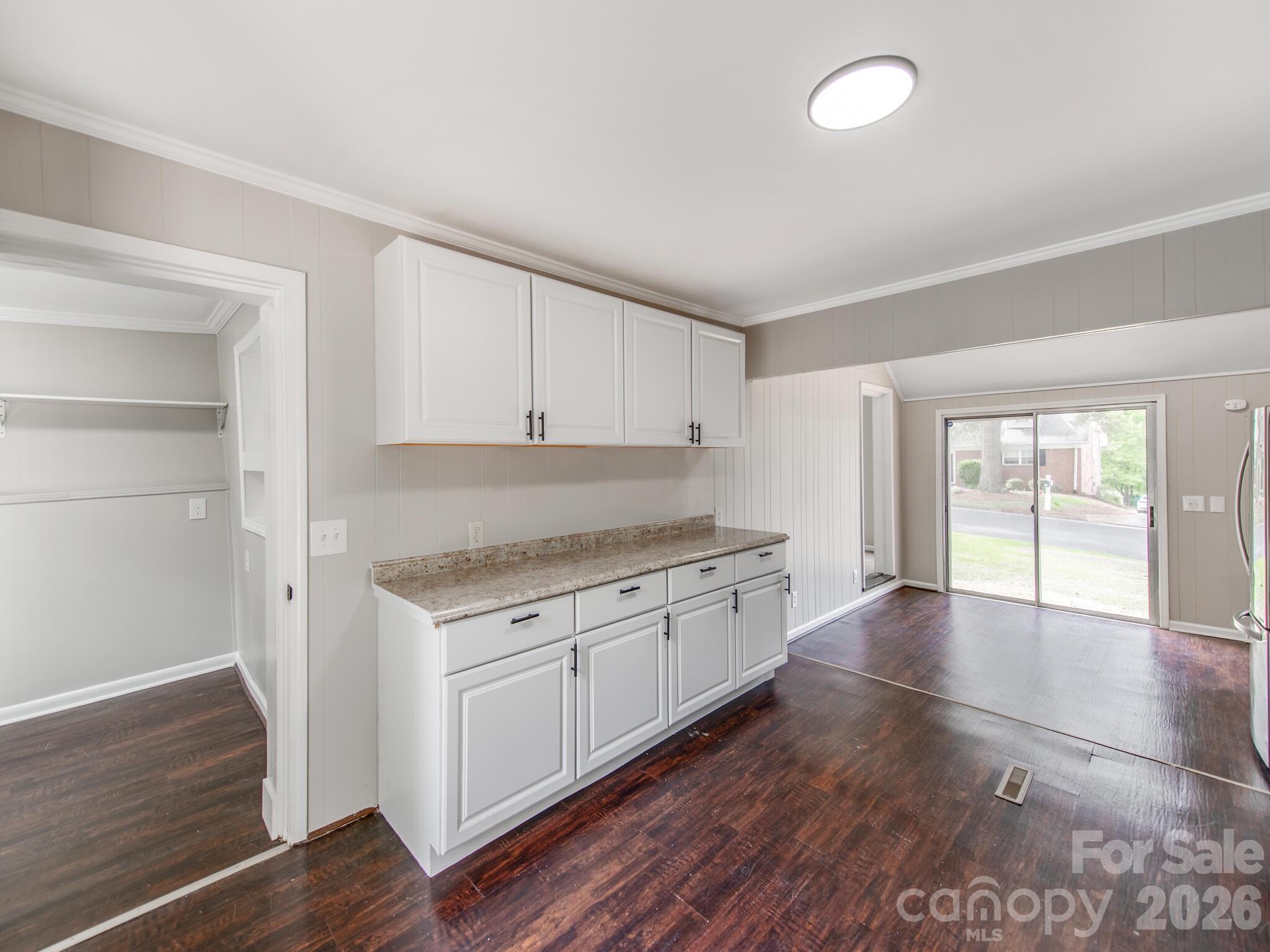 331 Park Road Property Photo 9