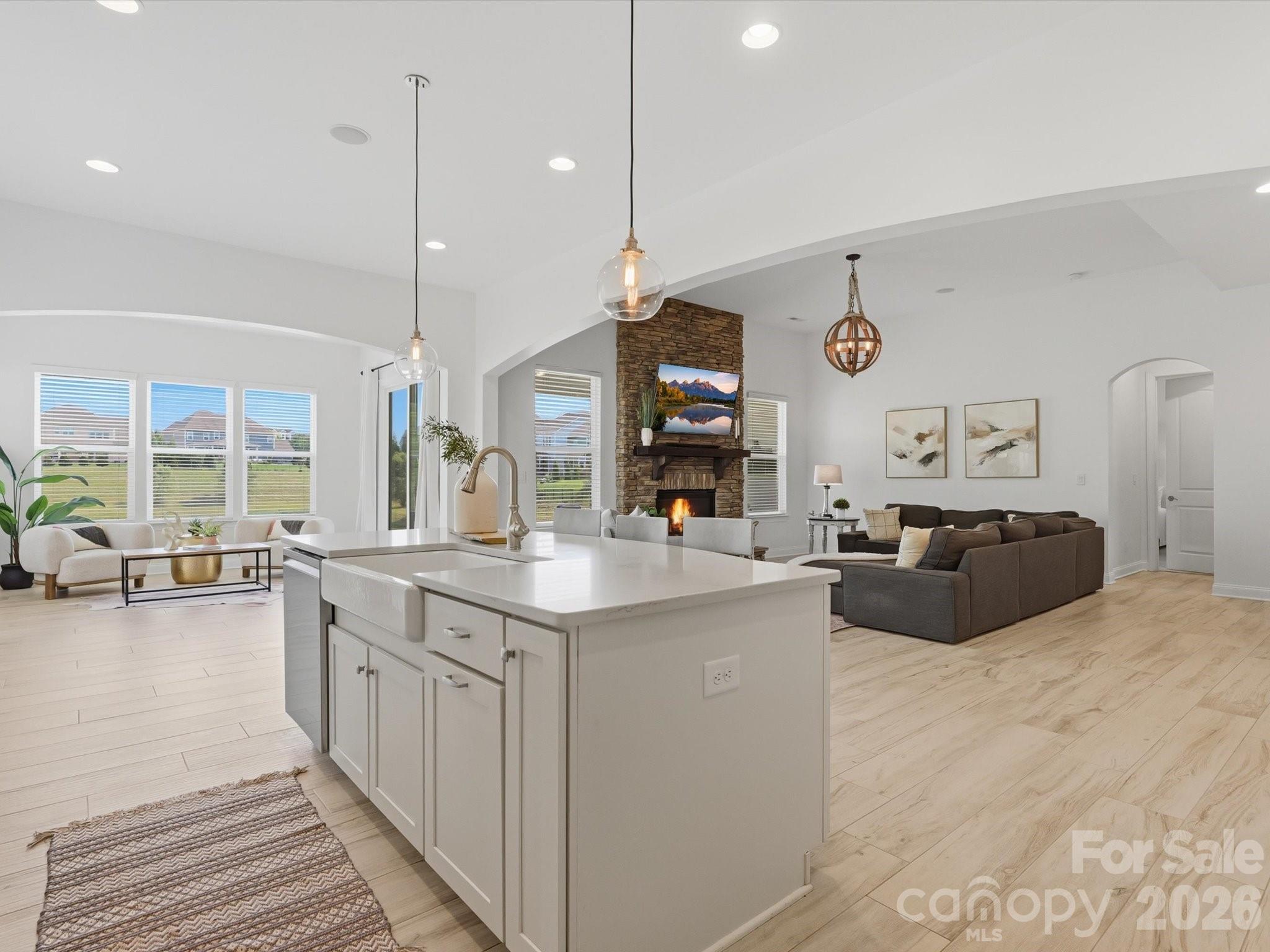 5008 Lydgate Drive Property Photo 10