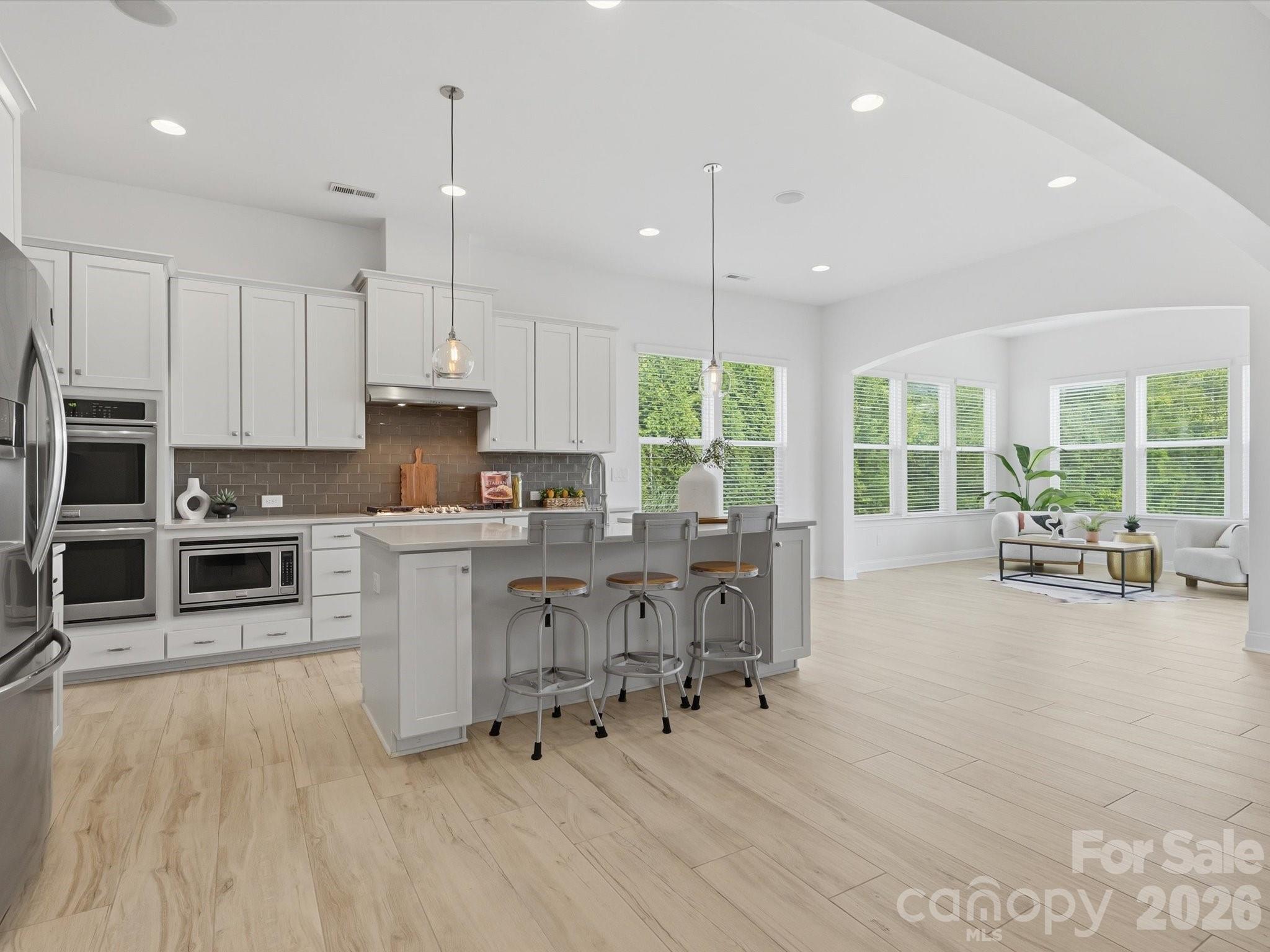 5008 Lydgate Drive Property Photo 16