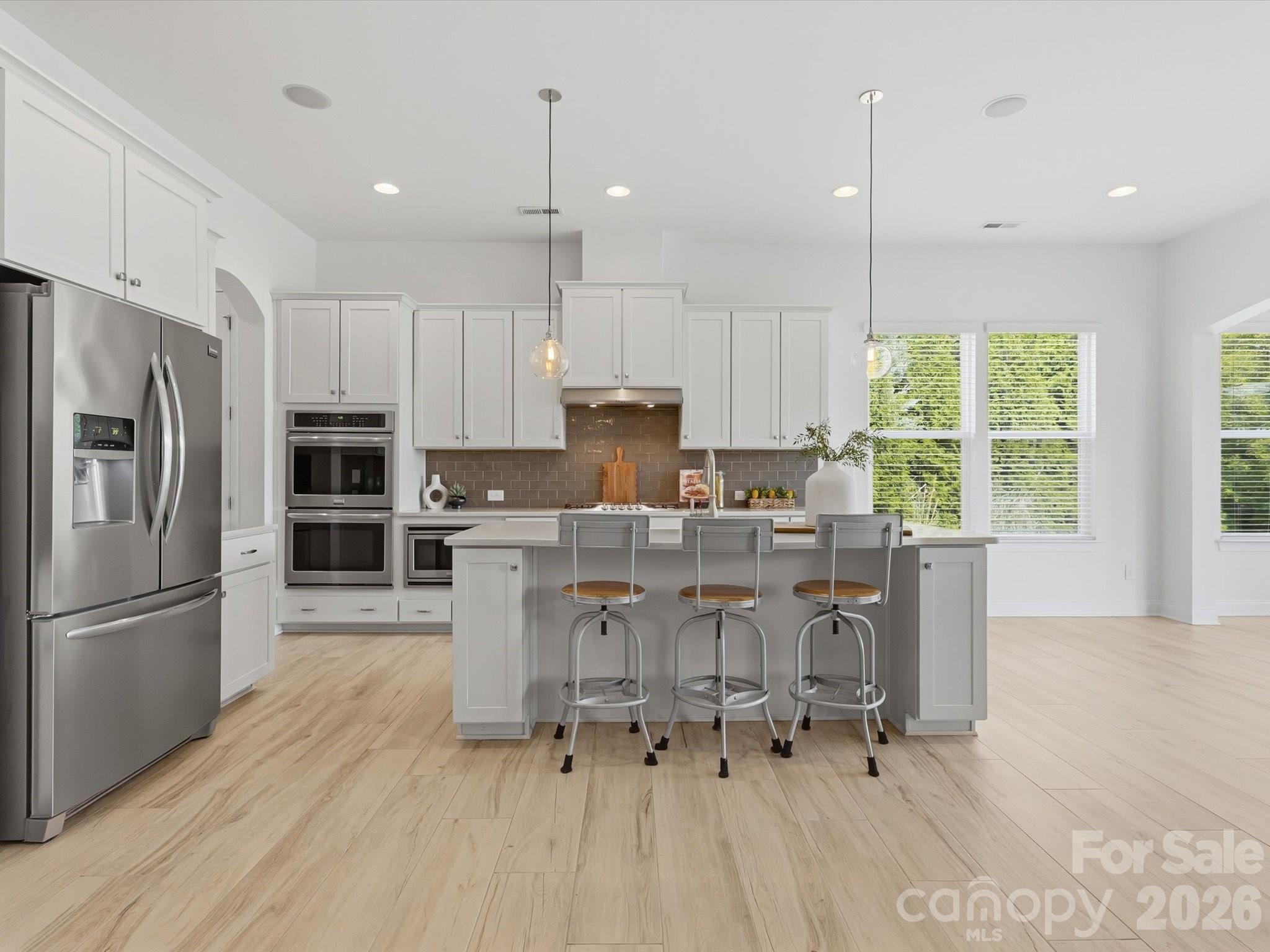 5008 Lydgate Drive Property Photo 17