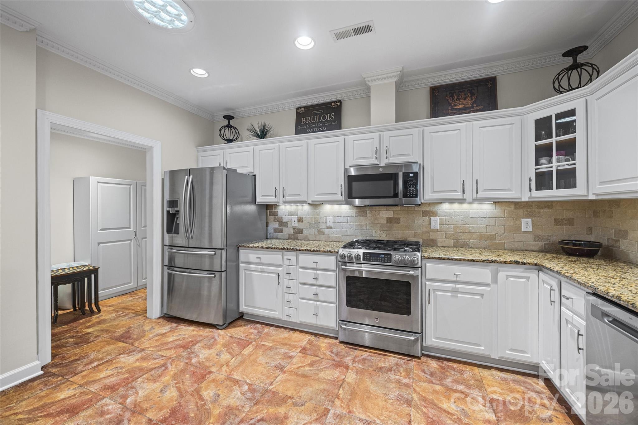 11334 Olde Turnbury Court Property Photo 8