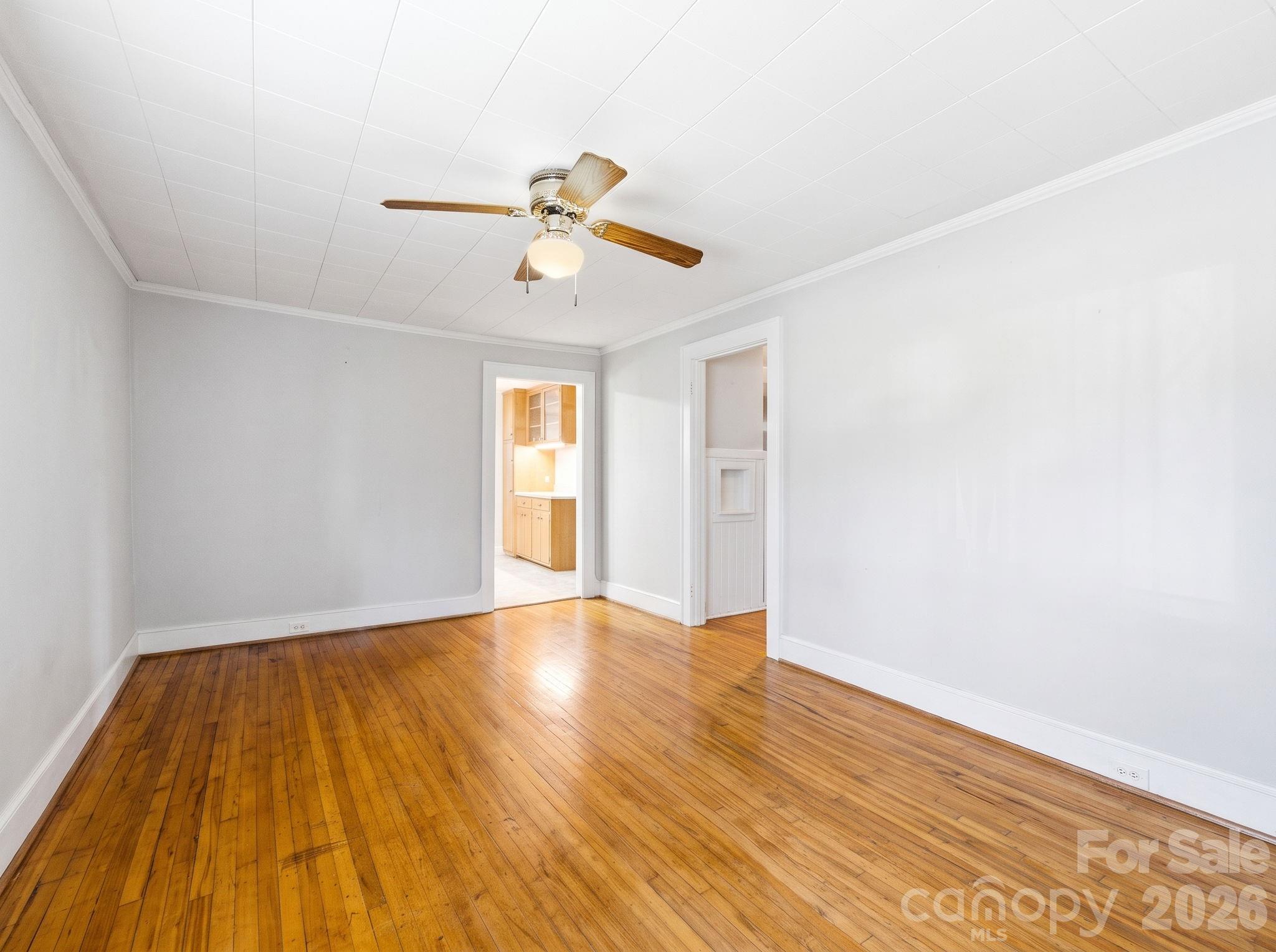 1659 Maple Avenue Property Photo 5