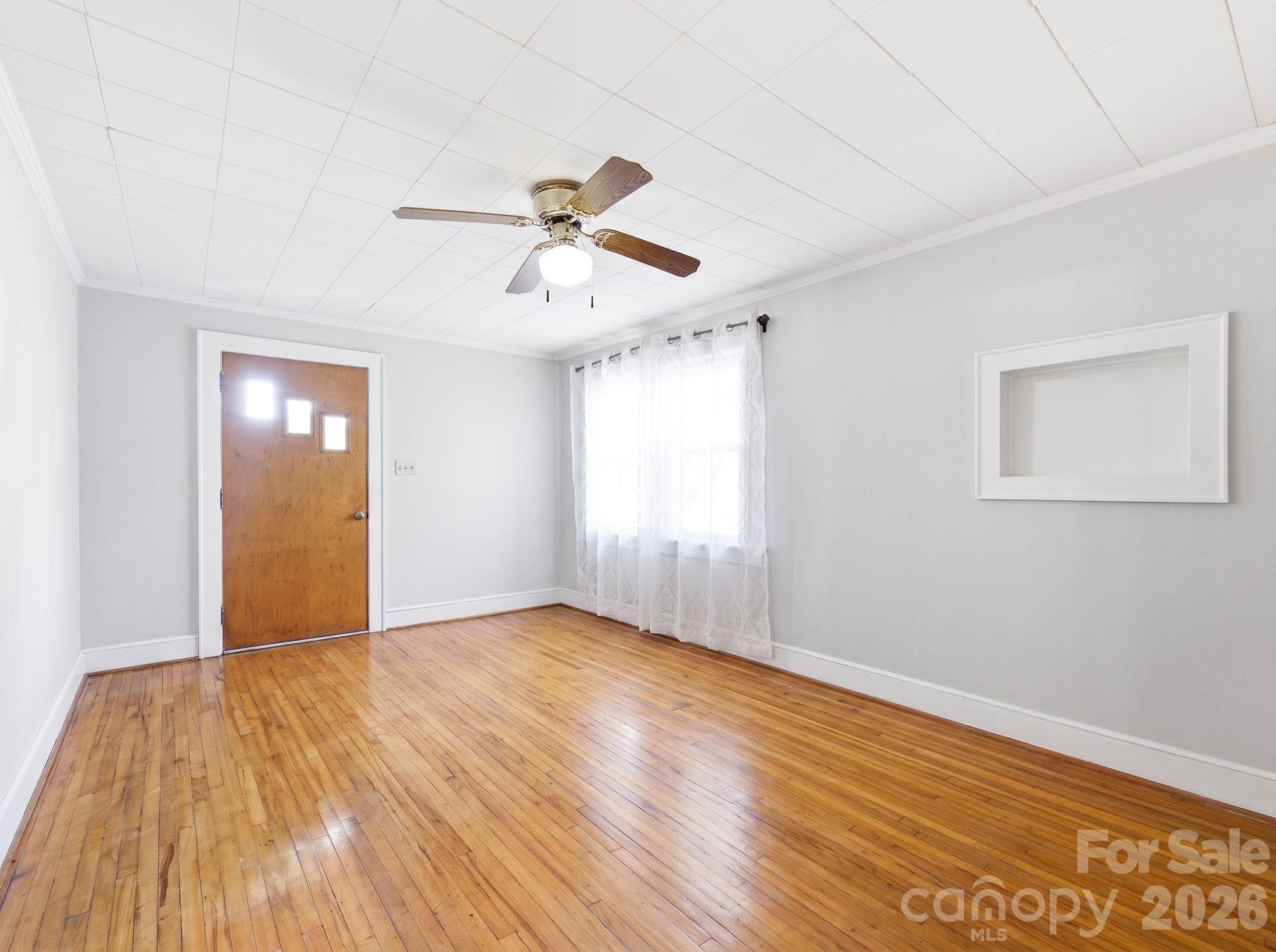 1659 Maple Avenue Property Photo 6