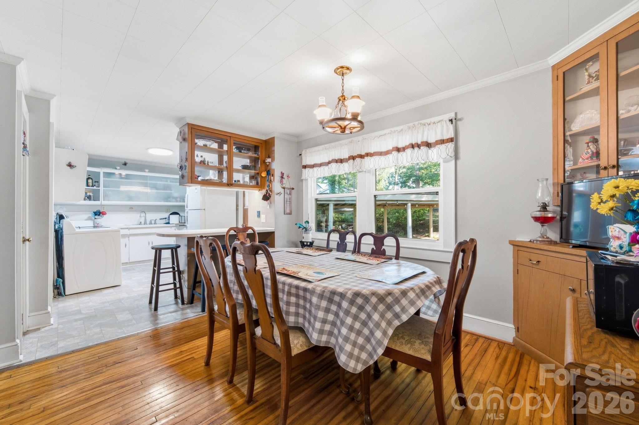 1659 Maple Avenue Property Photo 10