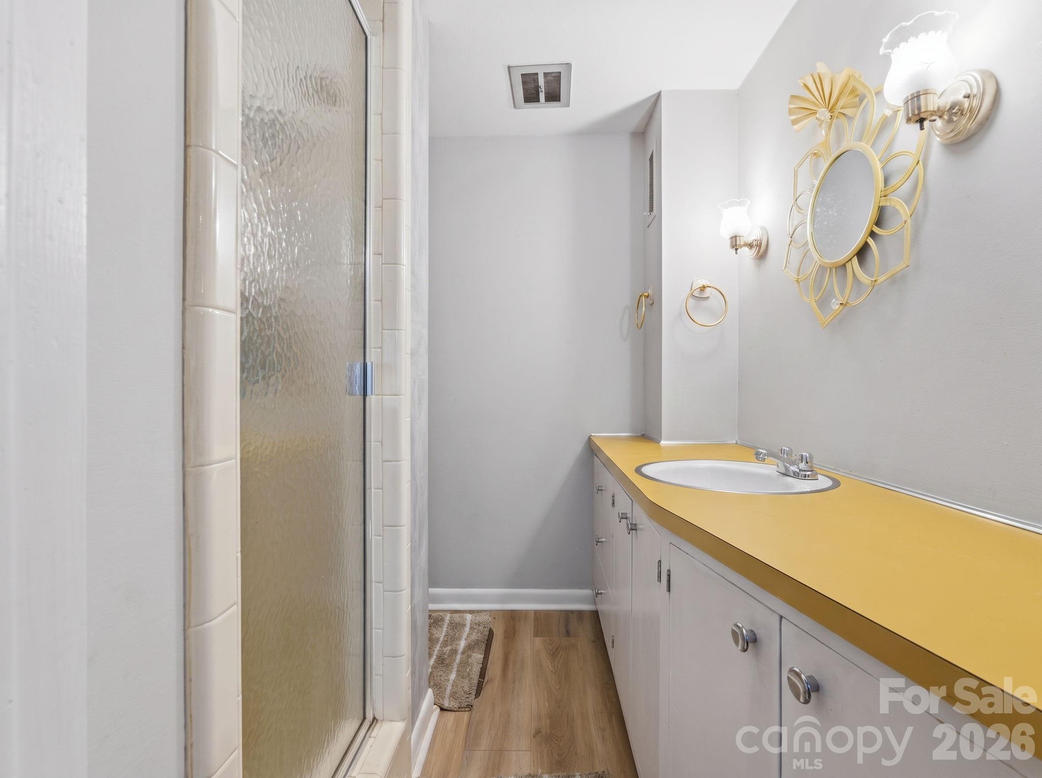 1659 Maple Avenue Property Photo 24