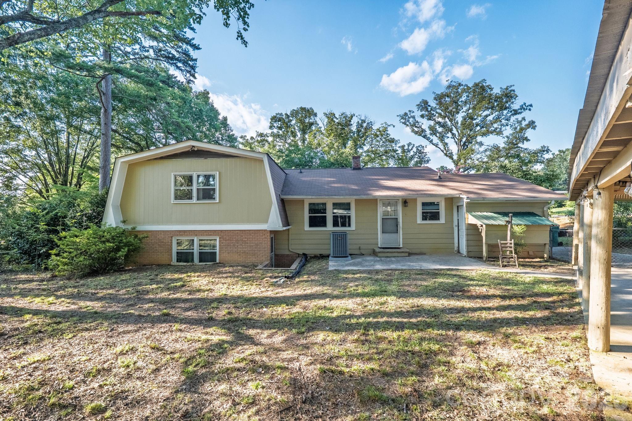 1659 Maple Avenue Property Photo 27