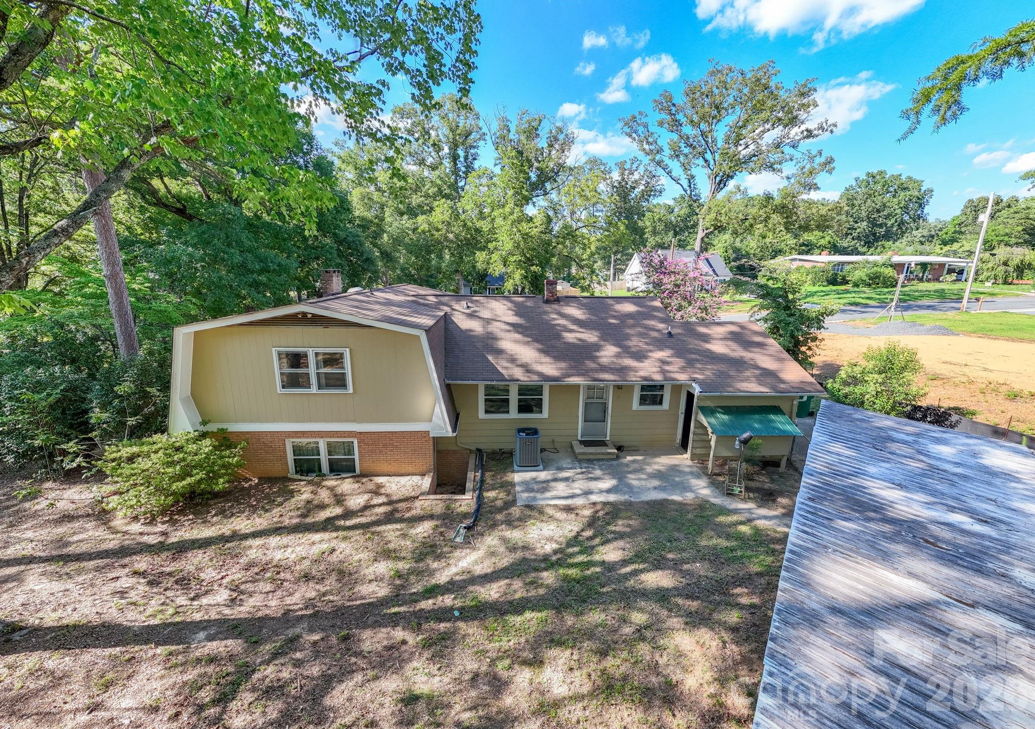 1659 Maple Avenue Property Photo 28