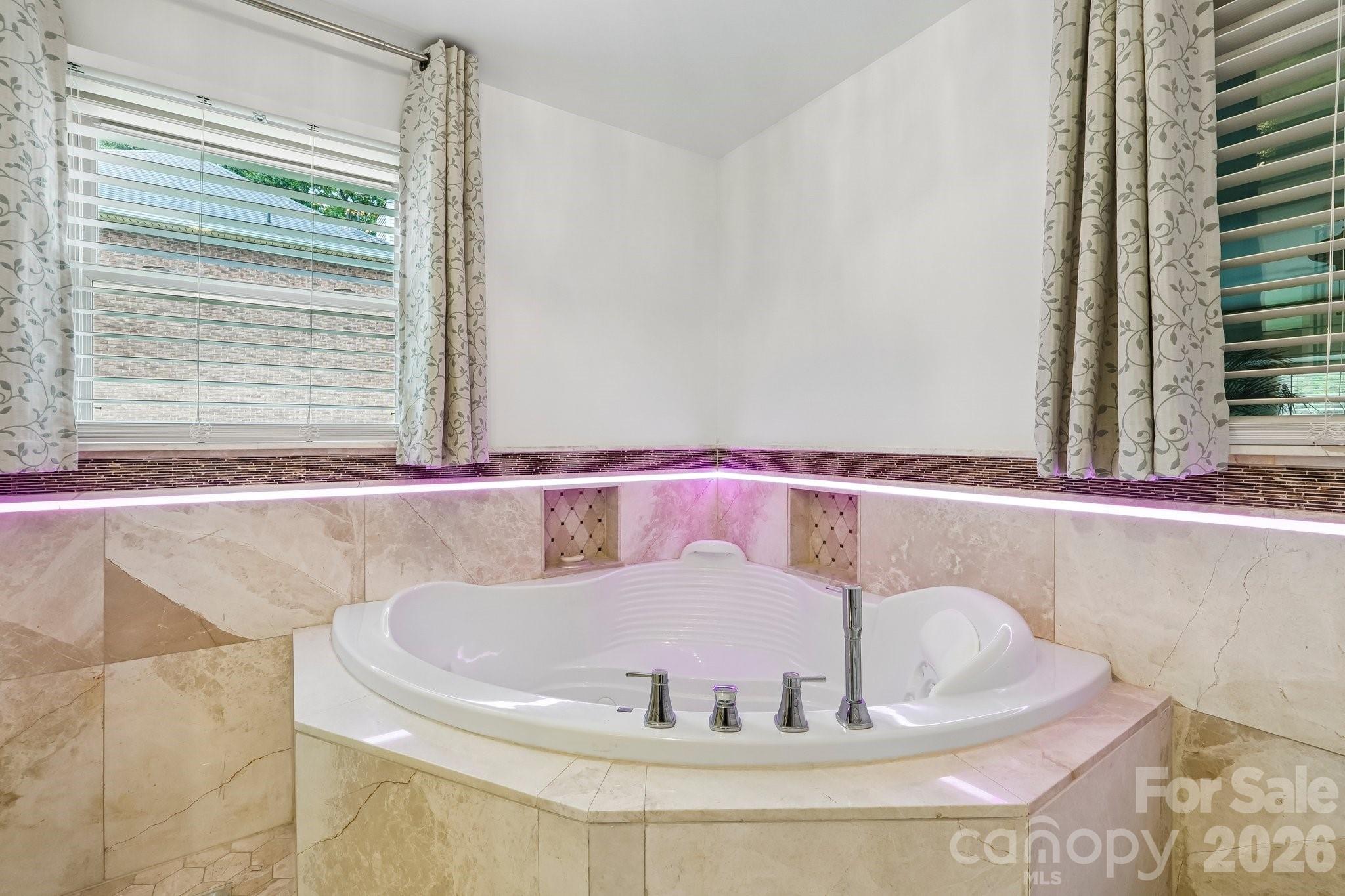 8463 Plantation Way Property Photo 23