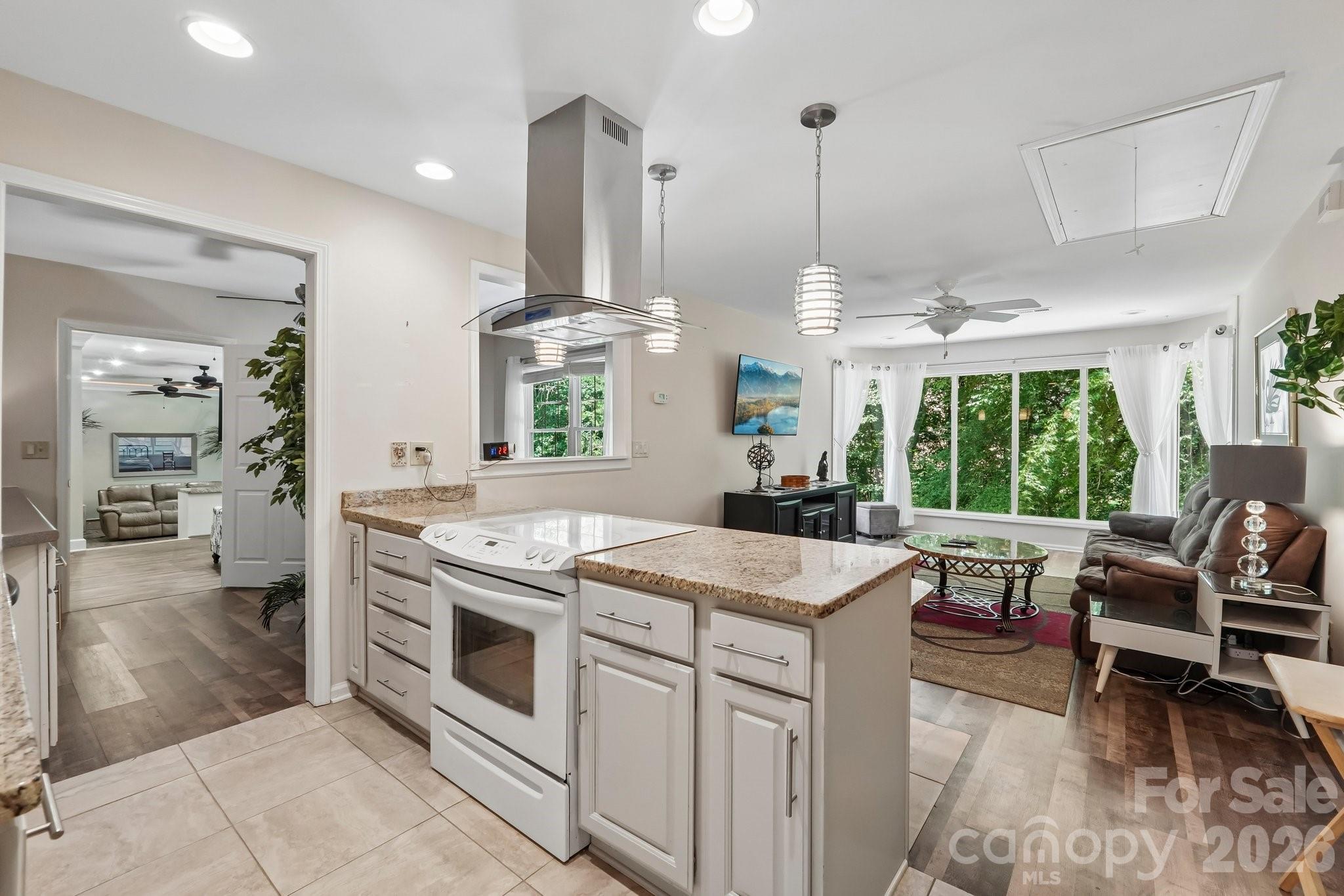 8463 Plantation Way Property Photo 26