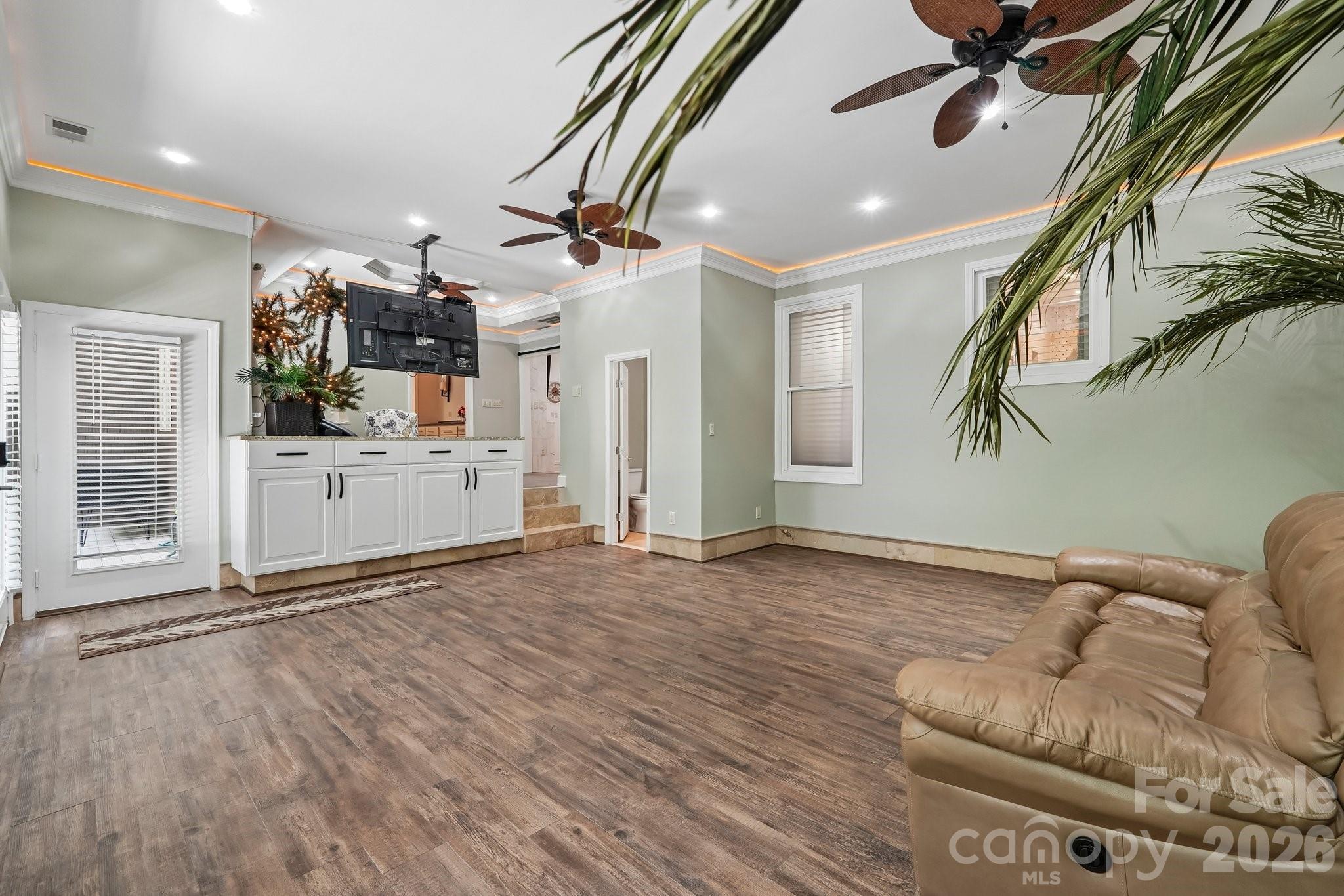 8463 Plantation Way Property Photo 36