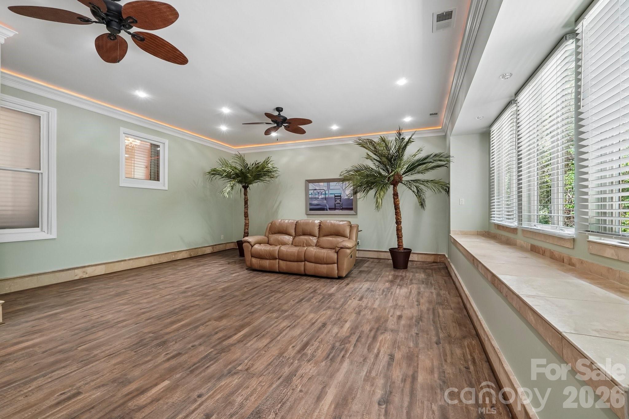 8463 Plantation Way Property Photo 37