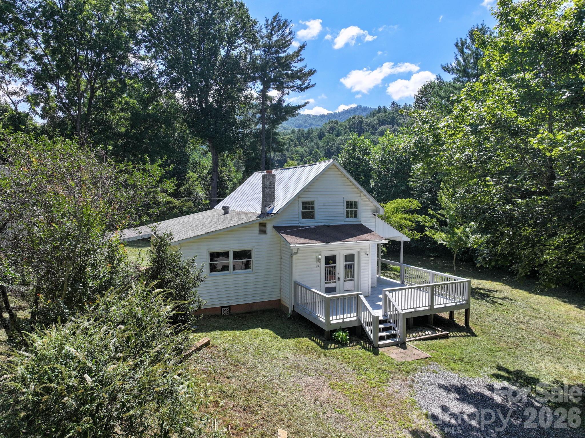 218 Garland Buchanan Road Property Photo 1