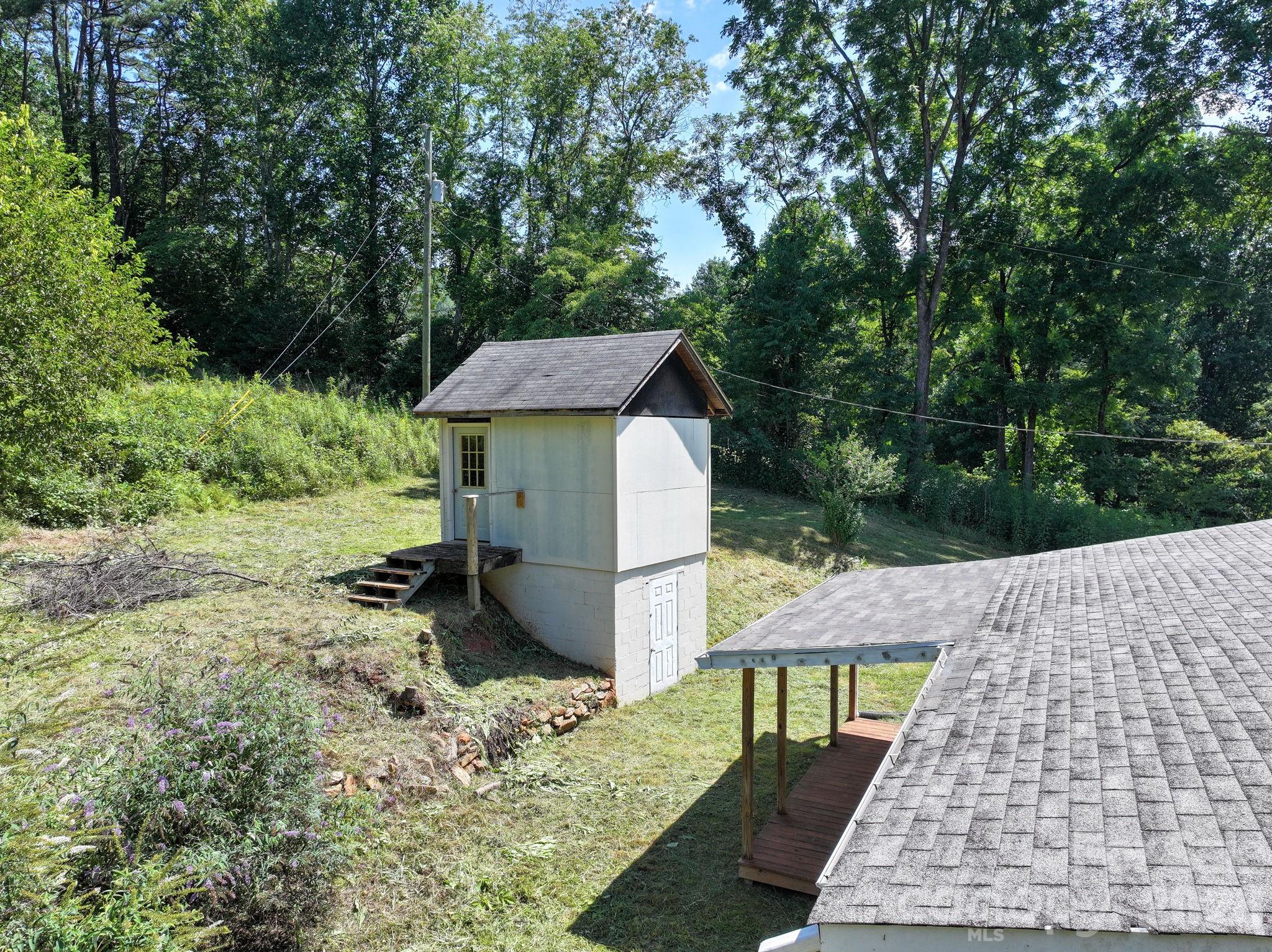 218 Garland Buchanan Road Property Photo 33