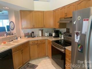 2500 Faircroft Way Property Photo 2