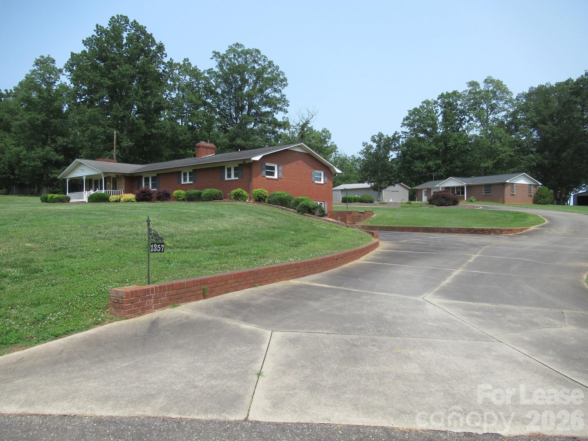 1357 Beal Road Property Photo 3
