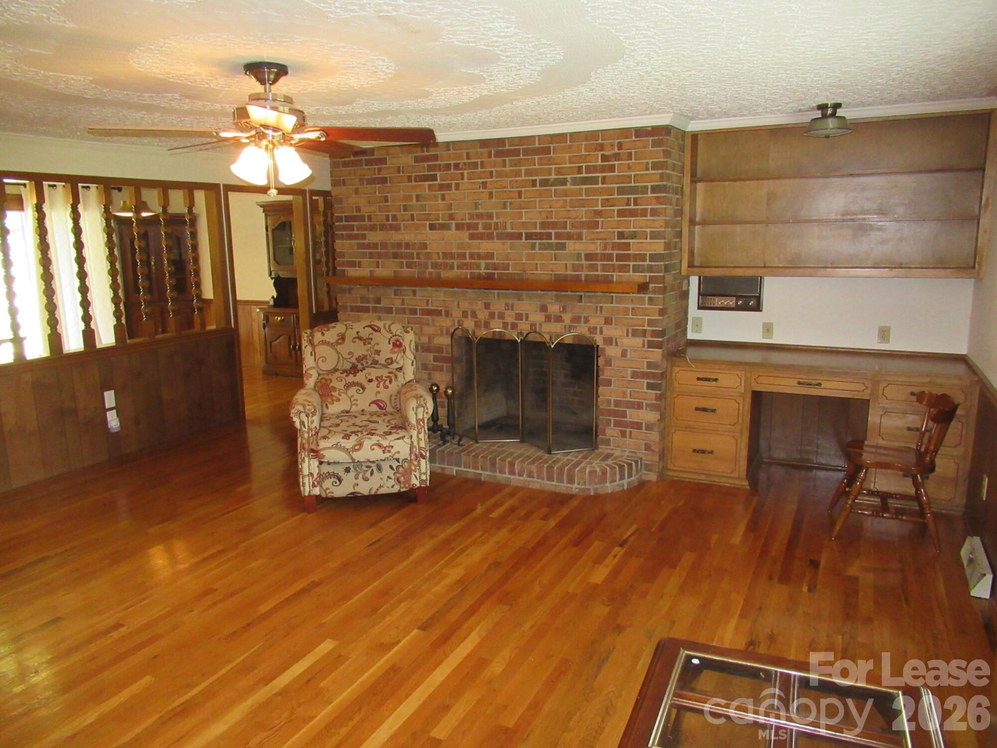 1357 Beal Road Property Photo 4
