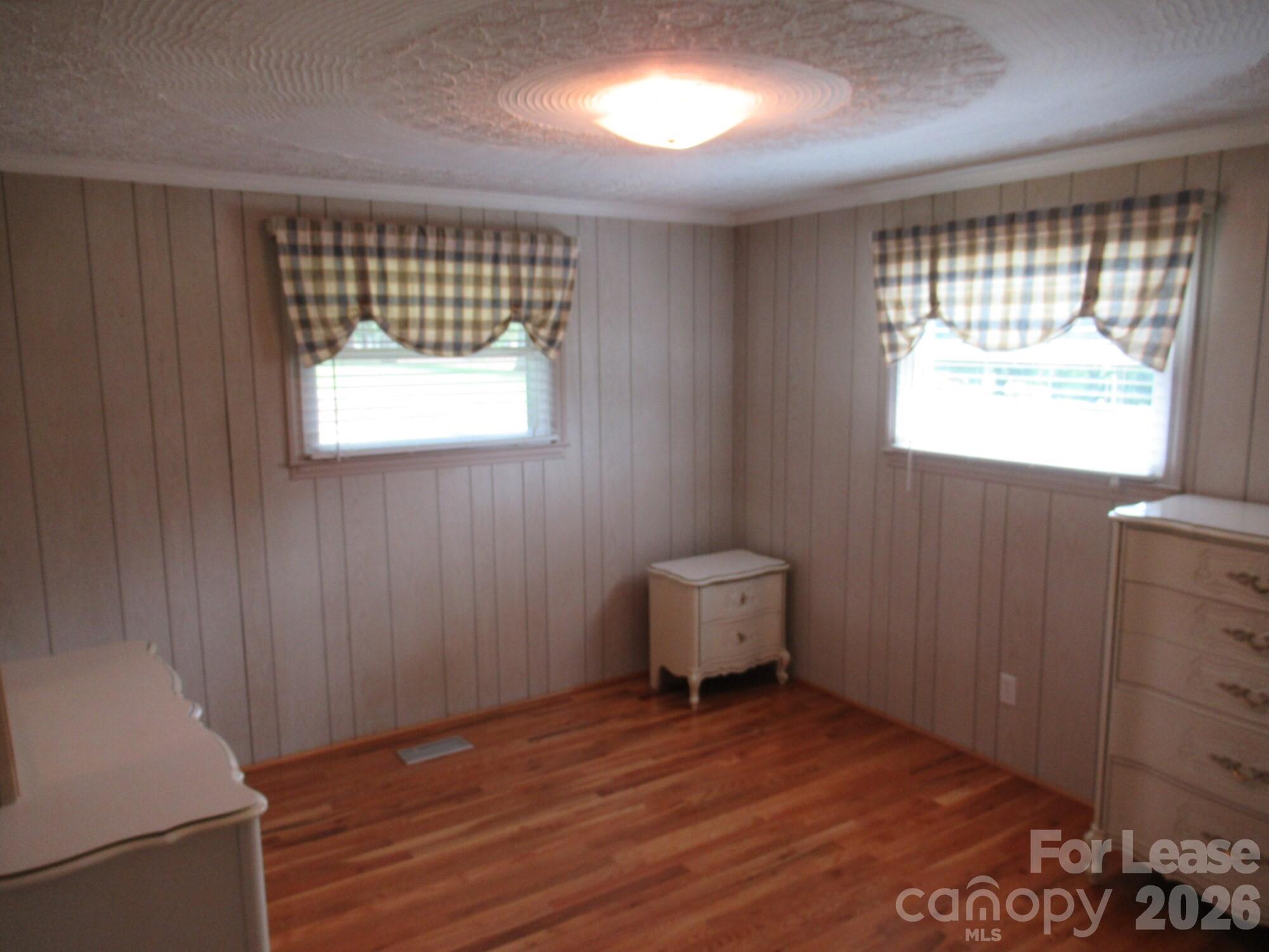1357 Beal Road Property Photo 13