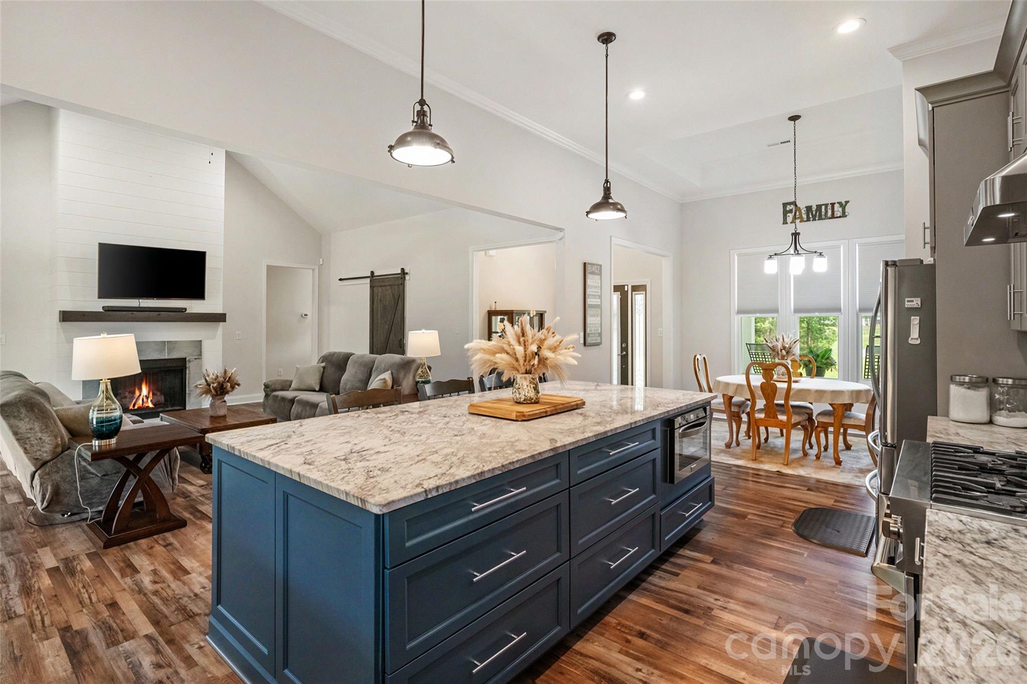 1421 Hamilton Crossroads Road Property Photo 10