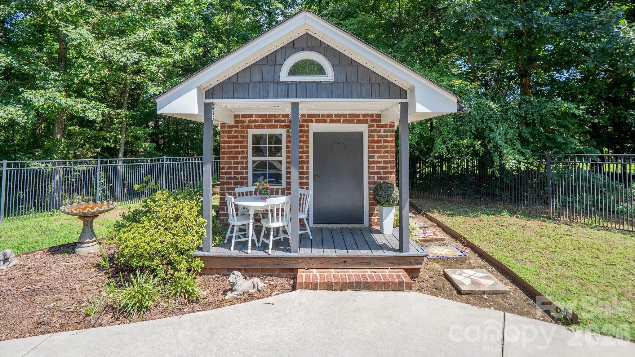 6263 Chamar Circle Property Photo 44