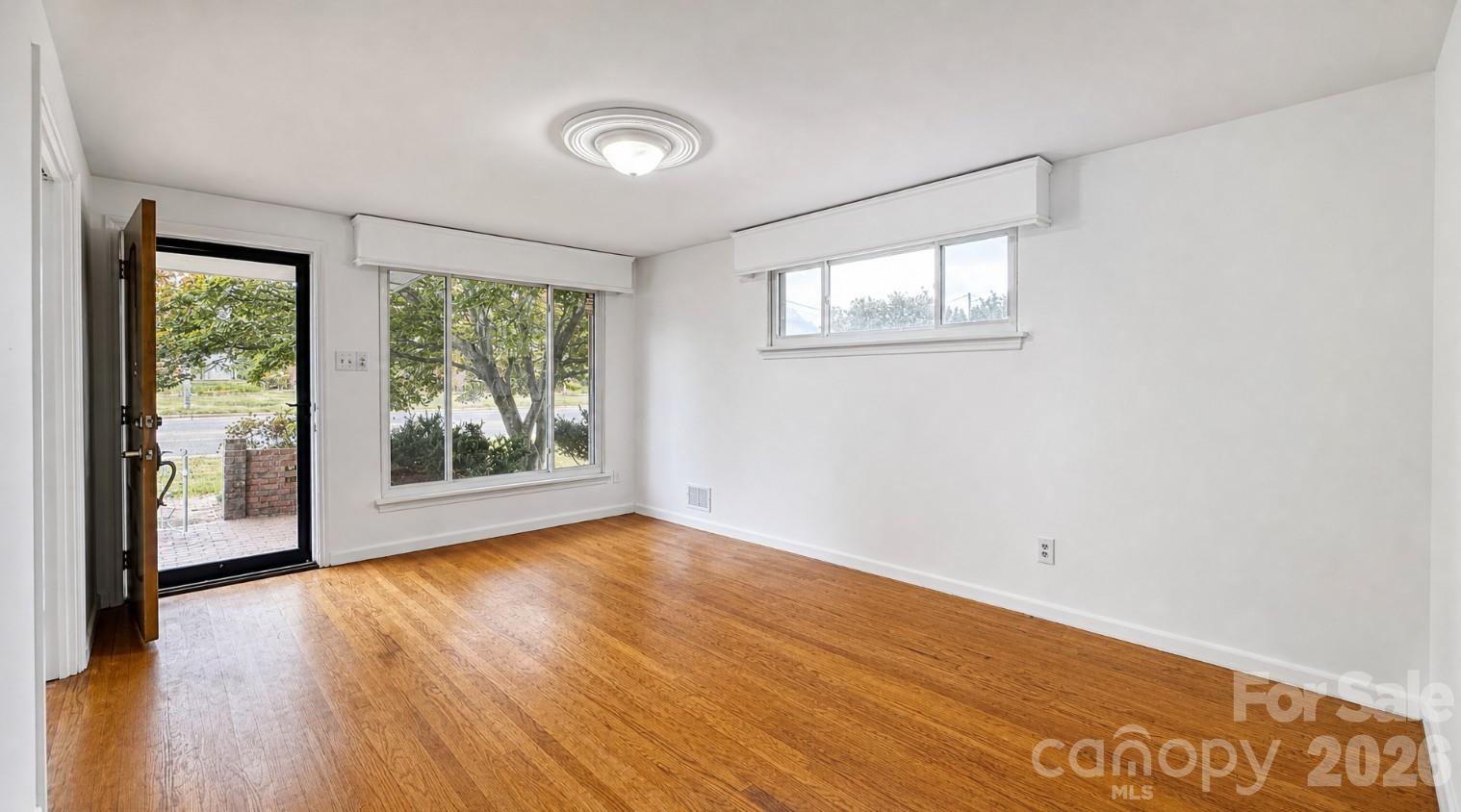 1857 8th Street Drive Property Photo 6
