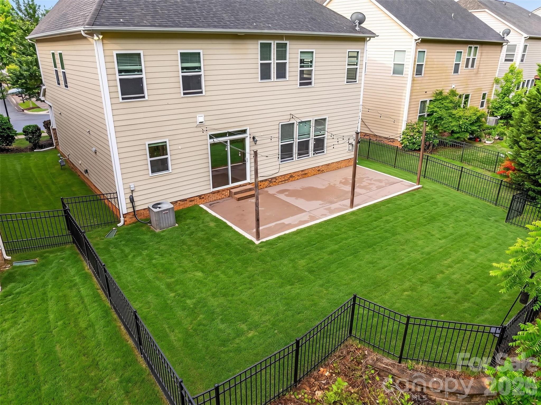 4409793 Property Photo 4