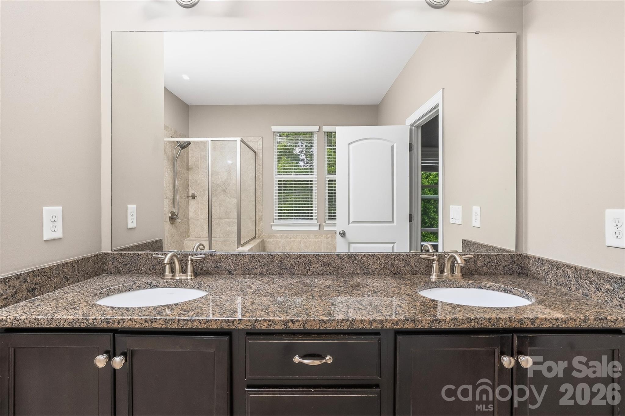 4409793 Property Photo 18