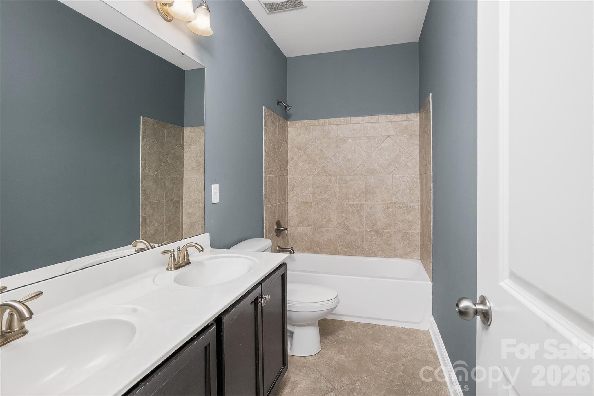 4409793 Property Photo 24